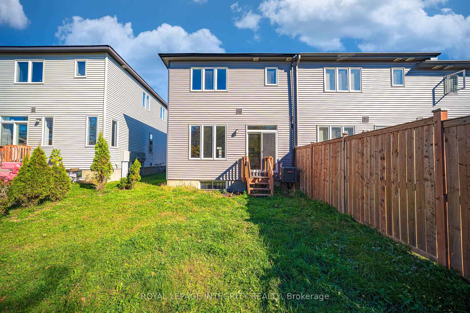 Photo 34 of 210 Geyser Place, Ottawa, Barrhaven - Hearts Desire — HOMEH
