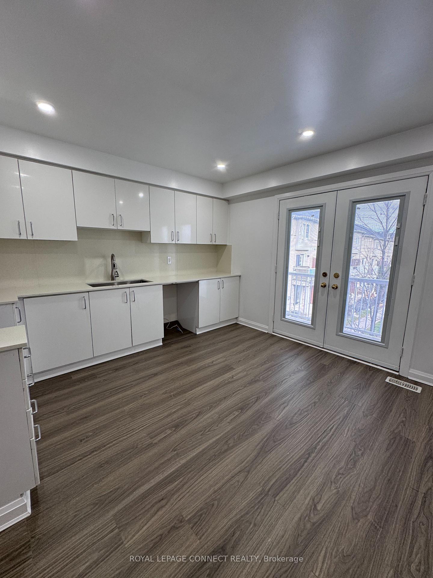 Photo 19 of 27 Talbotshire Street, Ajax, South West — HOMEH