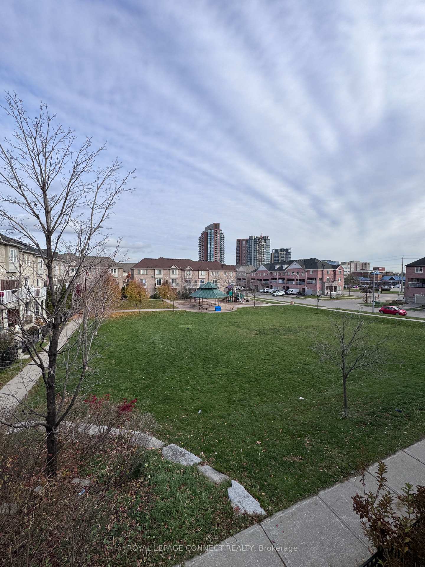 Photo 15 of 27 Talbotshire Street, Ajax, South West — HOMEH
