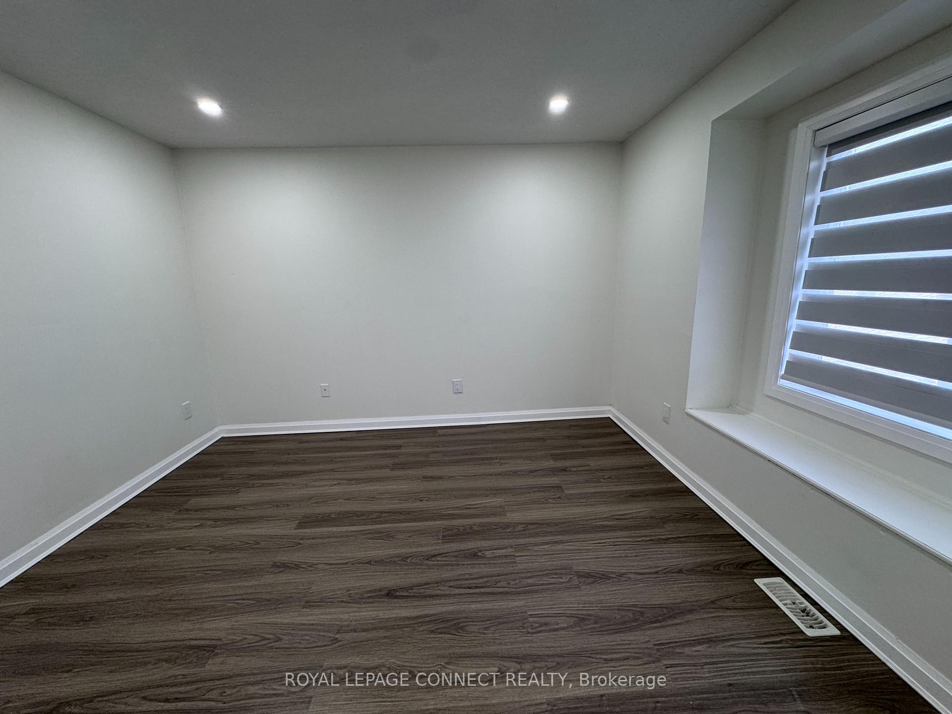Photo 17 of 27 Talbotshire Street, Ajax, South West — HOMEH