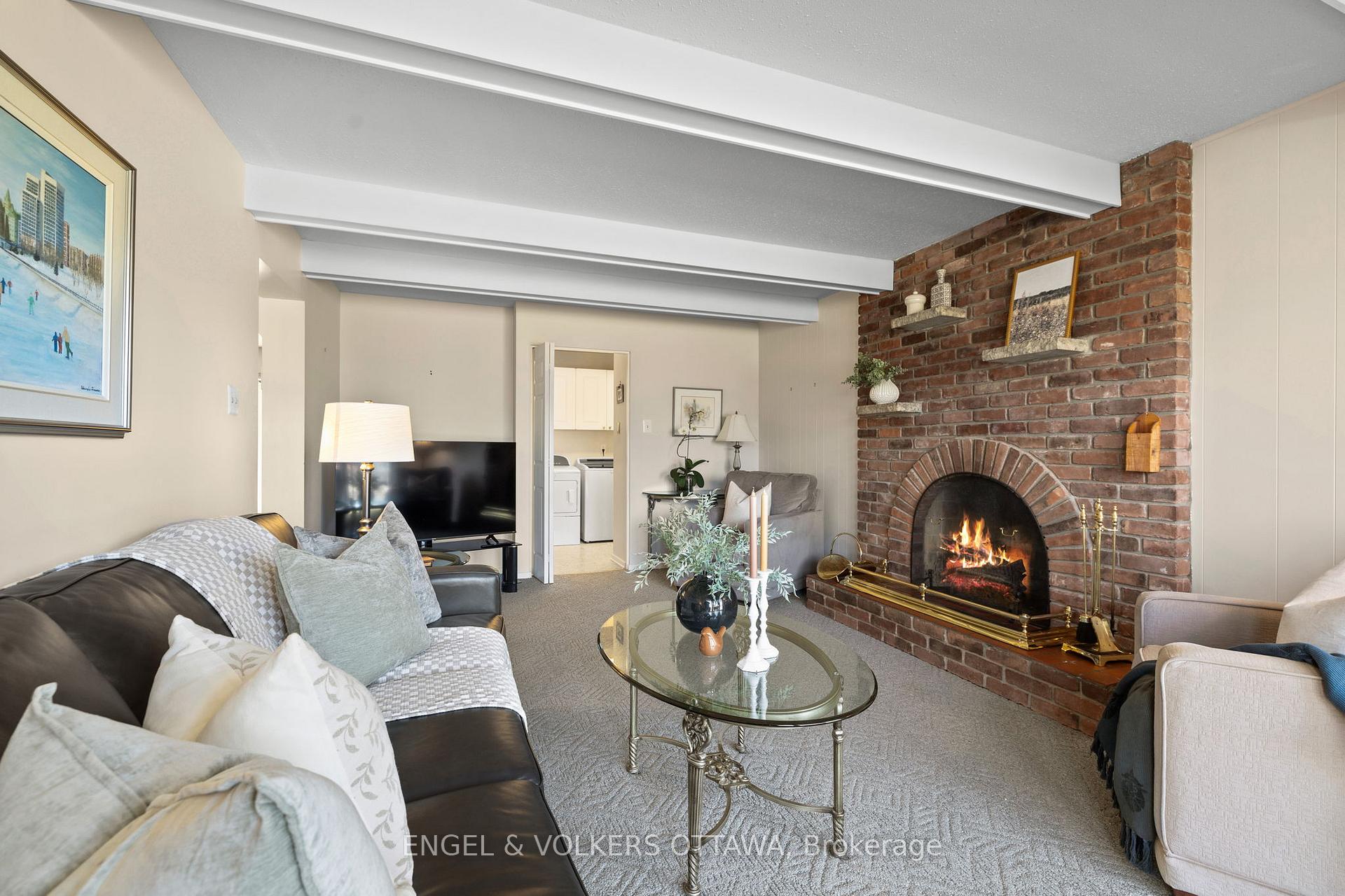 Photo 19 of 513 Buchanan Crescent, Ottawa, Beacon Hill North — HOMEH