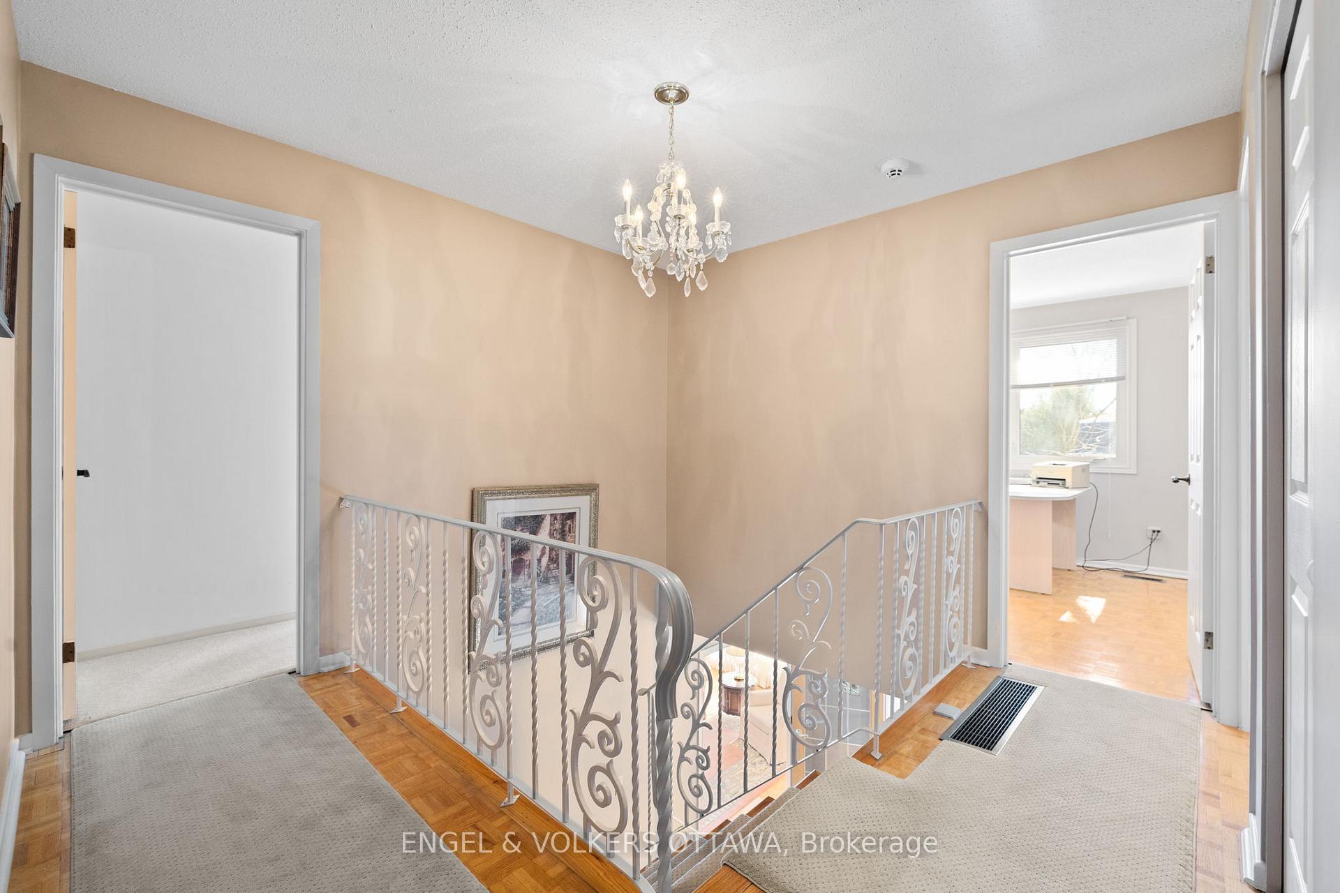 Photo 21 of 513 Buchanan Crescent, Ottawa, Beacon Hill North — HOMEH