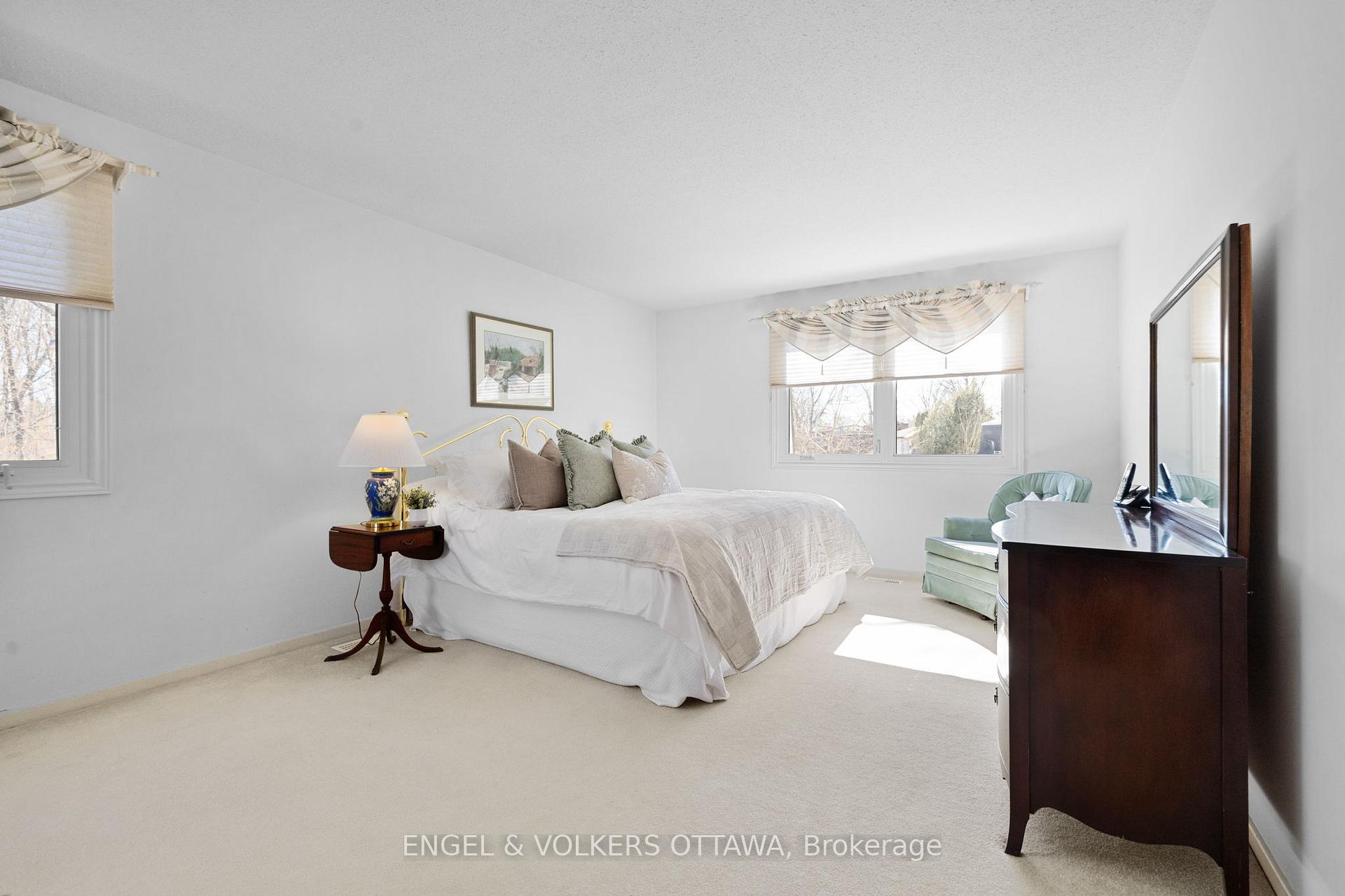 Photo 26 of 513 Buchanan Crescent, Ottawa, Beacon Hill North — HOMEH