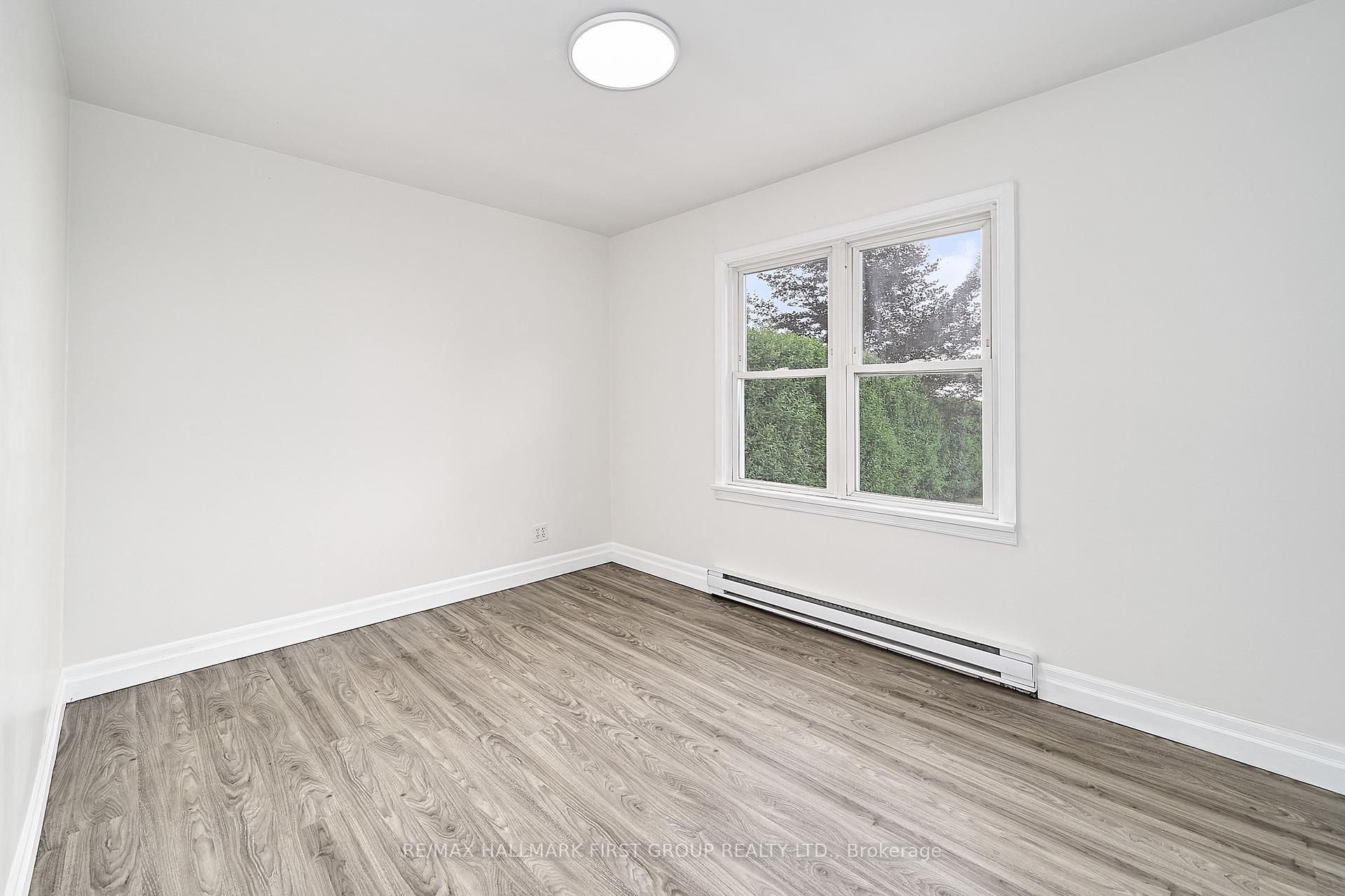 Photo 22 of 16 Ontoro Boulevard, Ajax, South East — HOMEH