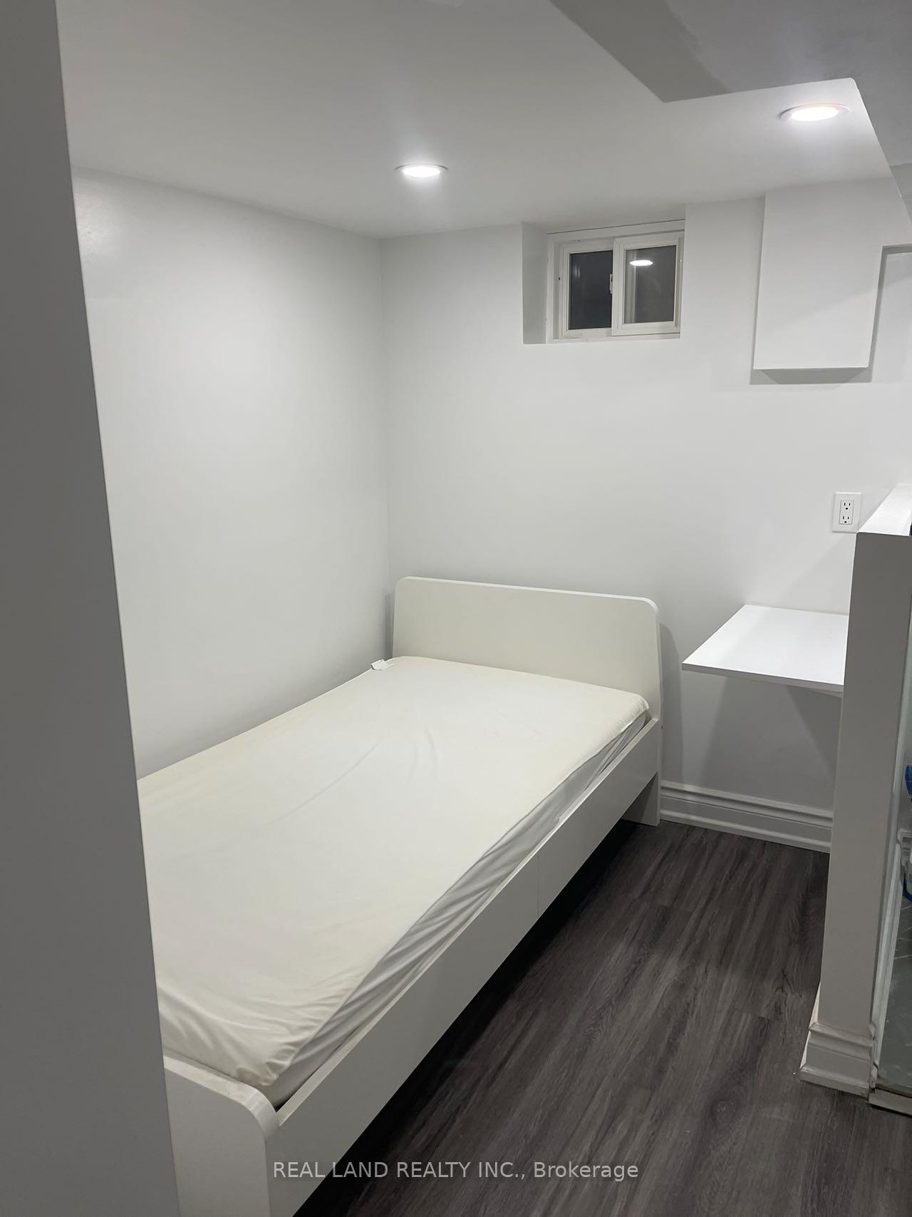 Photo 3 of Unit BSMT, 491 Manning Avenue, Toronto, Palmerston-Little Italy — HOMEH