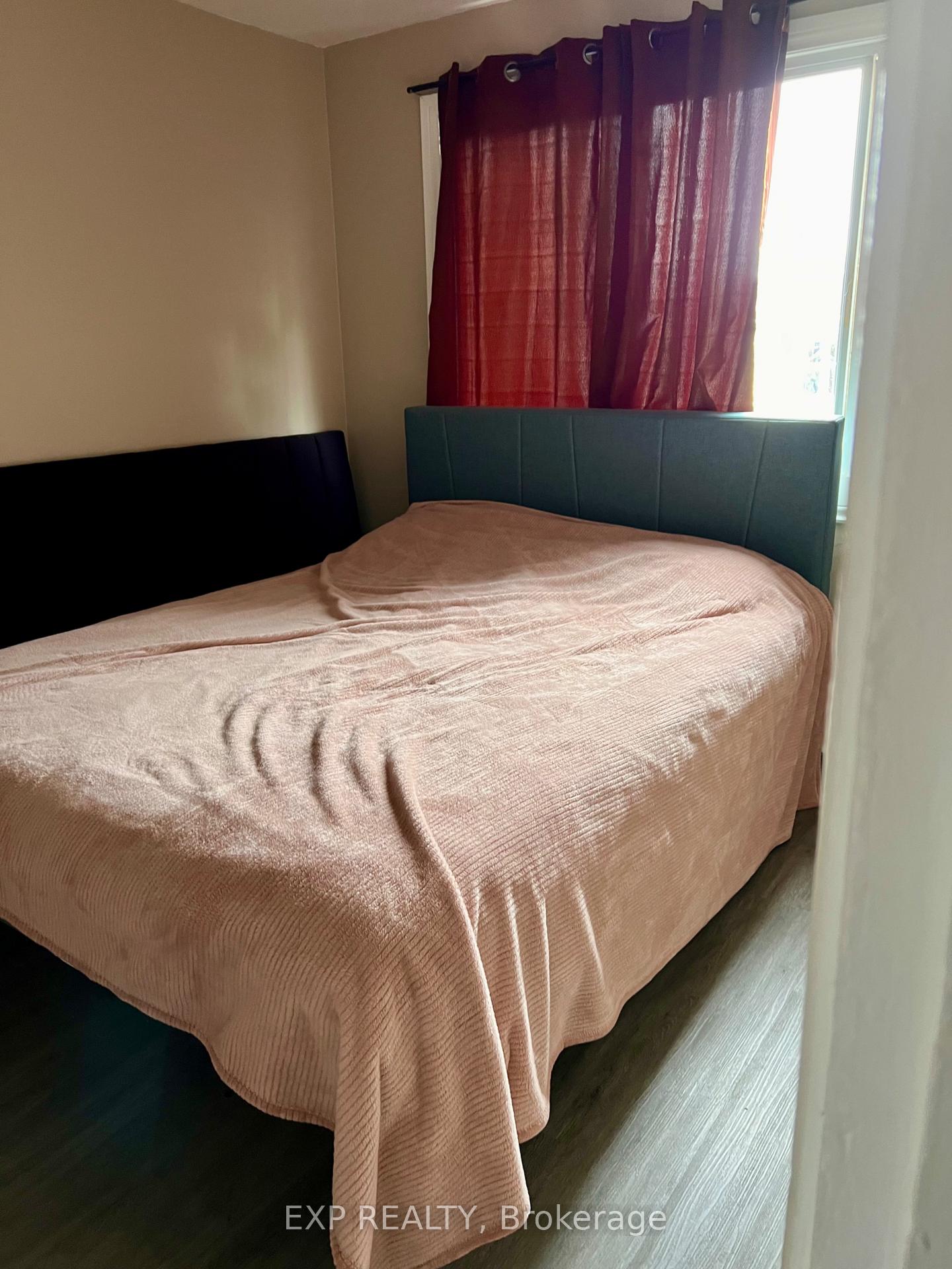 Photo 9 of 269 Ste Anne Street, Ottawa, Vanier — HOMEH