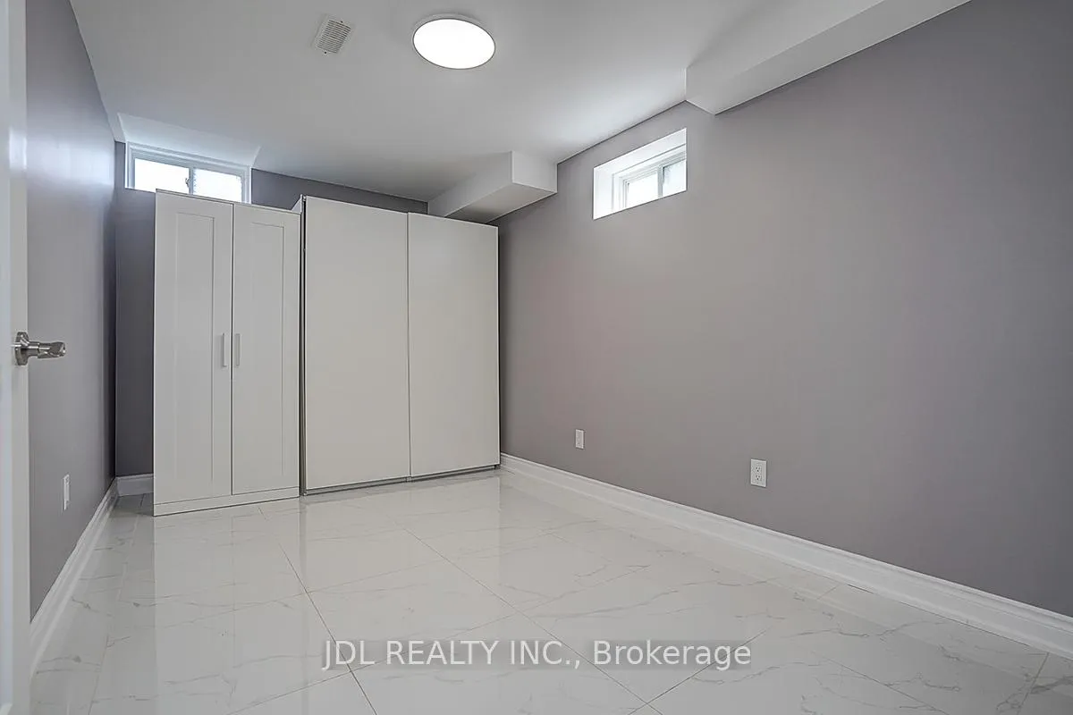 Photo 46 of 1 Alex Black Street, Vaughan, Patterson — HOMEH