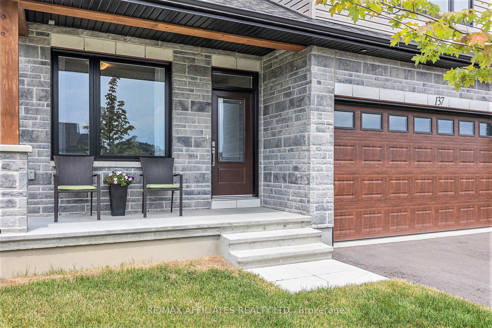 Photo 10 of 137 Seabert Drive, Arnprior — HOMEH