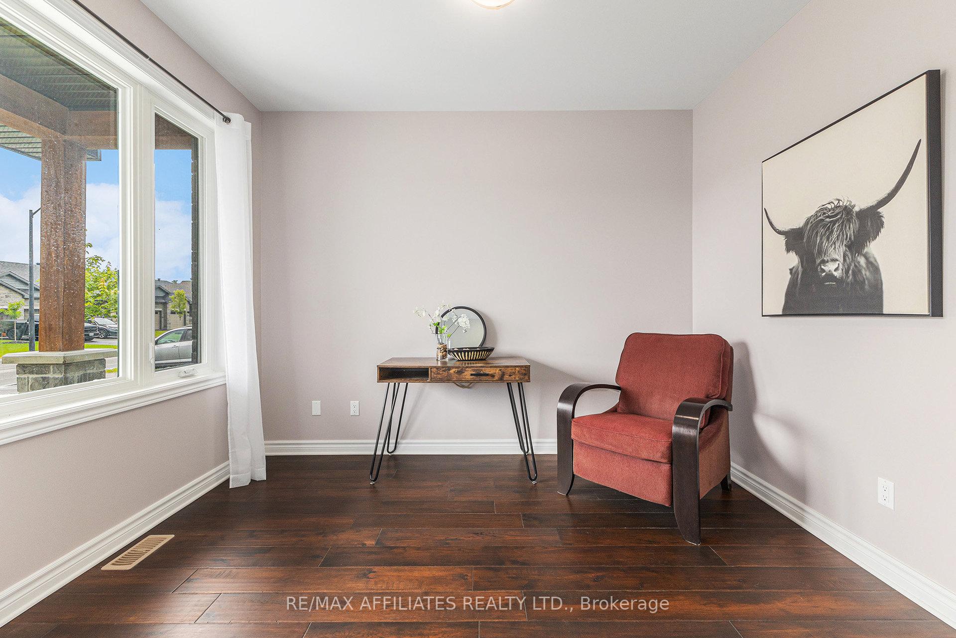 Photo 3 of 137 Seabert Drive, Arnprior — HOMEH