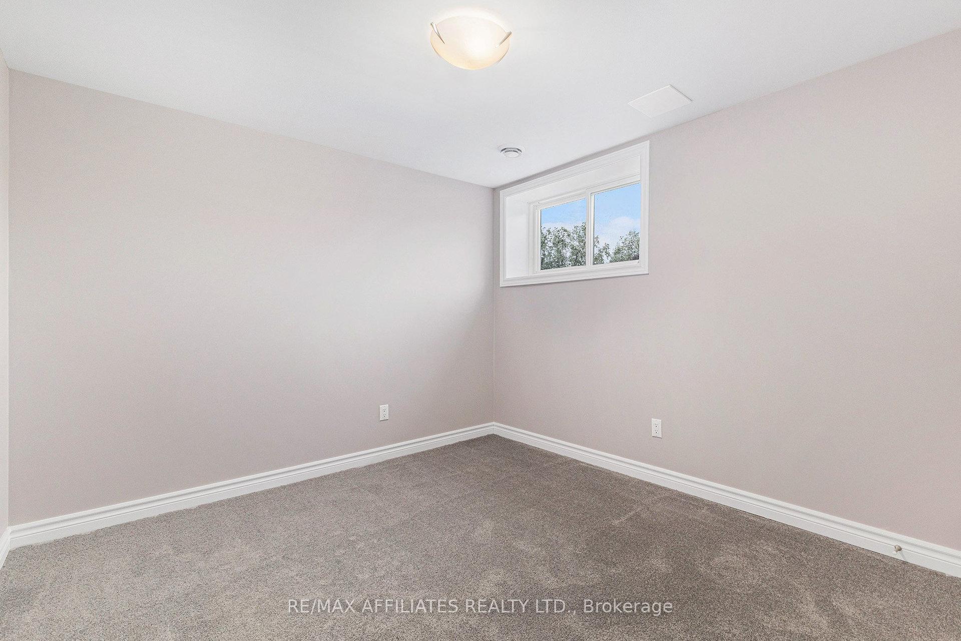 Photo 20 of 137 Seabert Drive, Arnprior — HOMEH