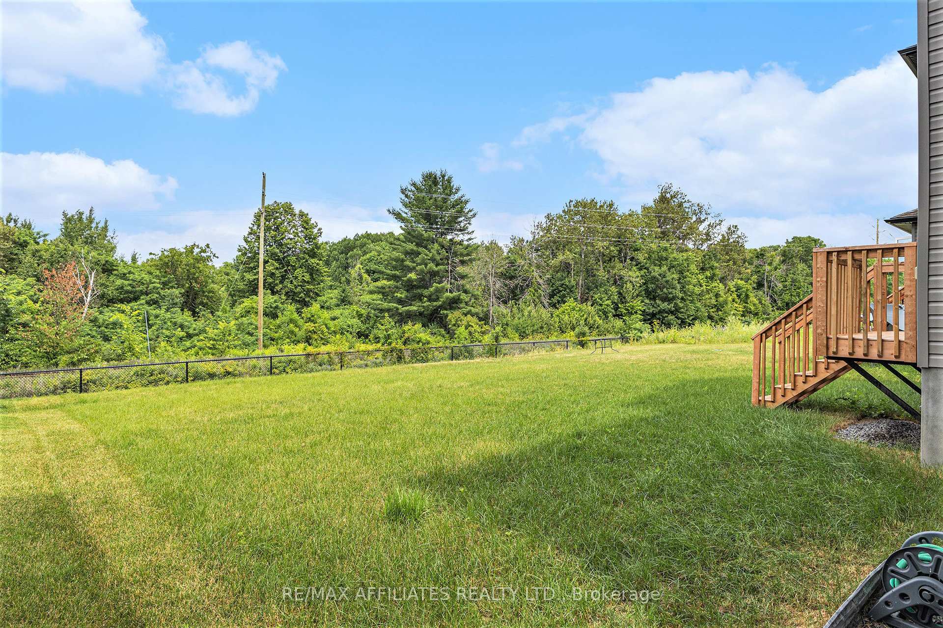Photo 25 of 137 Seabert Drive, Arnprior — HOMEH