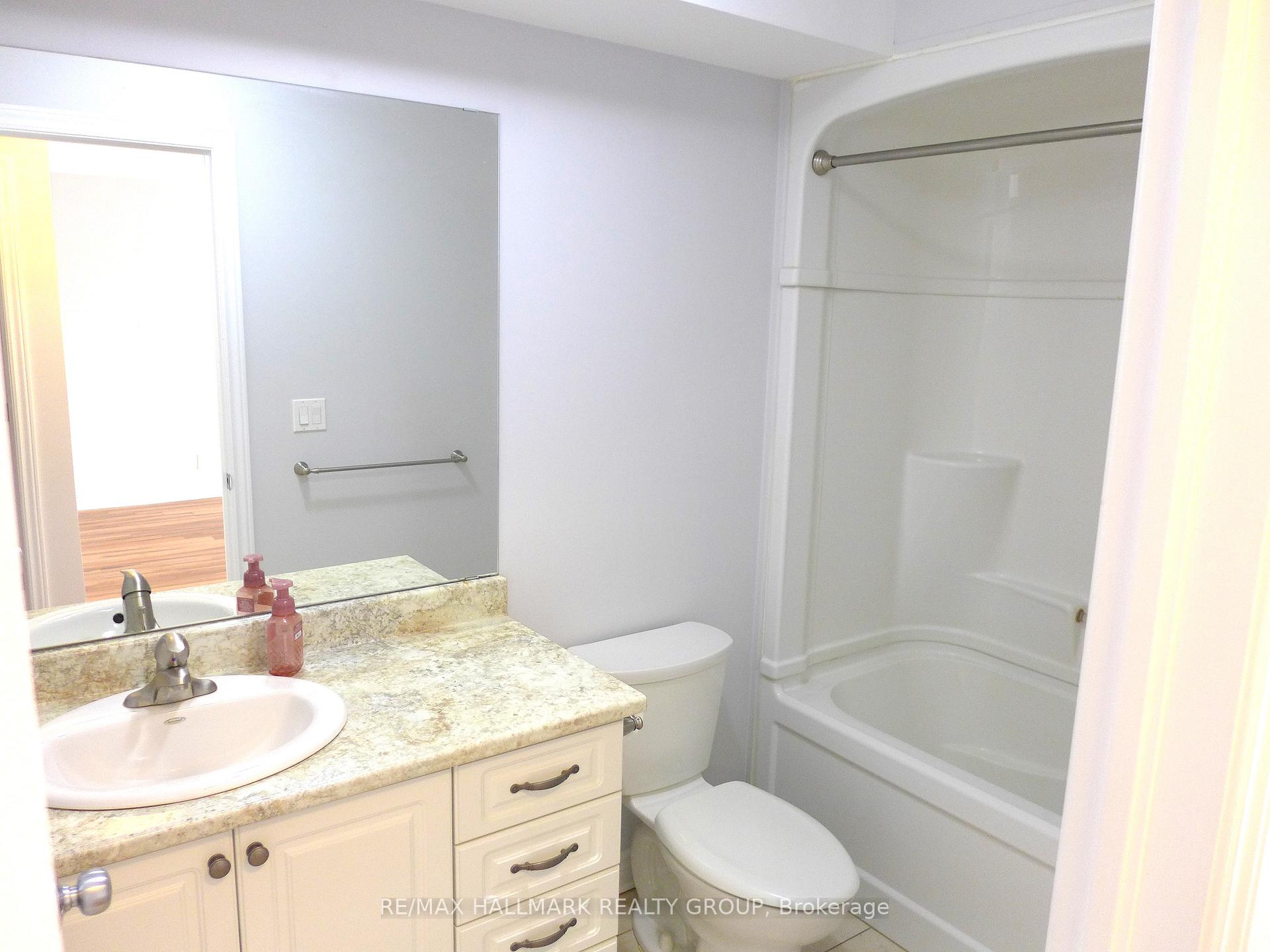 Photo 15 of Unit 2, 216 Carillon Street, Ottawa, Vanier — HOMEH