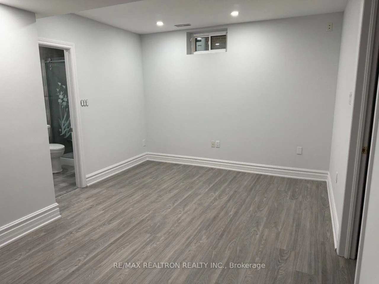 Photo 6 of Unit Basement Unit 2, 206 Corner Ridge Road, Aurora, Aurora Highlands — HOMEH