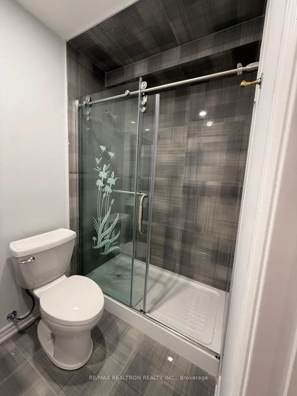 Photo 11 of Unit Basement Unit 2, 206 Corner Ridge Road, Aurora, Aurora Highlands — HOMEH