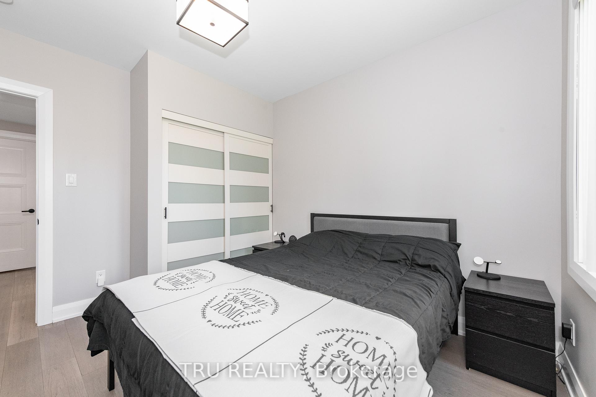 Photo 14 of 381 North River Road, Ottawa, Vanier — HOMEH