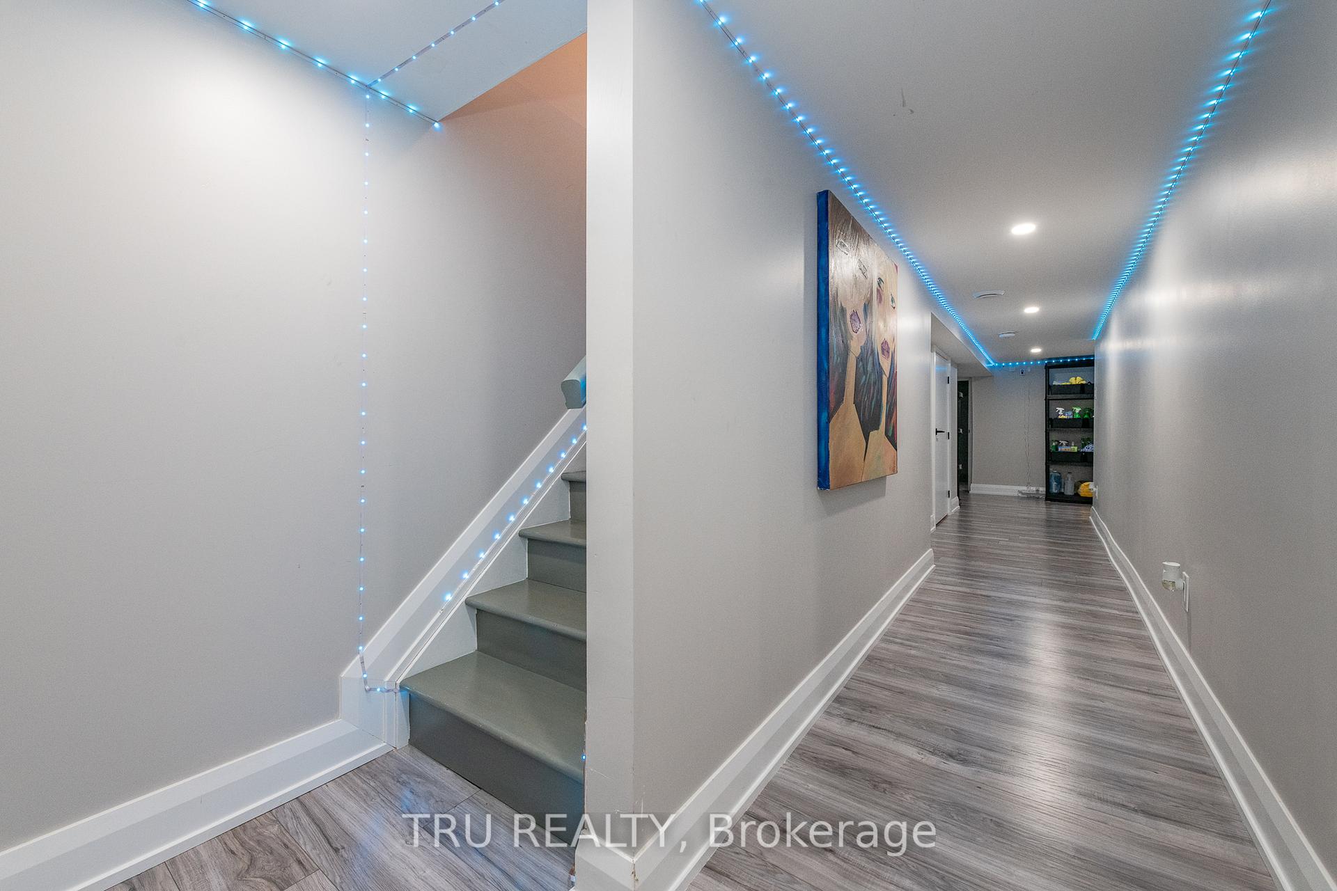Photo 31 of 381 North River Road, Ottawa, Vanier — HOMEH