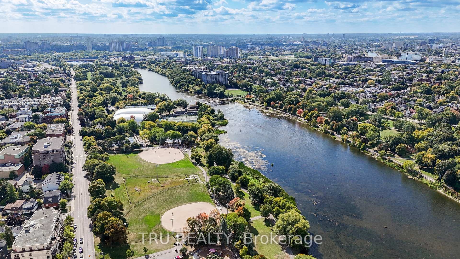 Photo 41 of 381 North River Road, Ottawa, Vanier — HOMEH