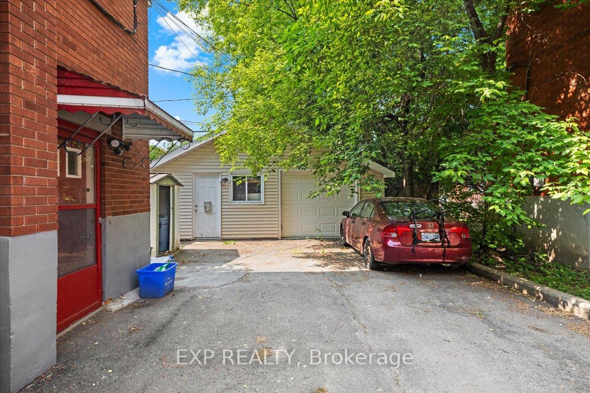 Photo 2 of 124 Lebrun Street, Ottawa, Vanier — HOMEH