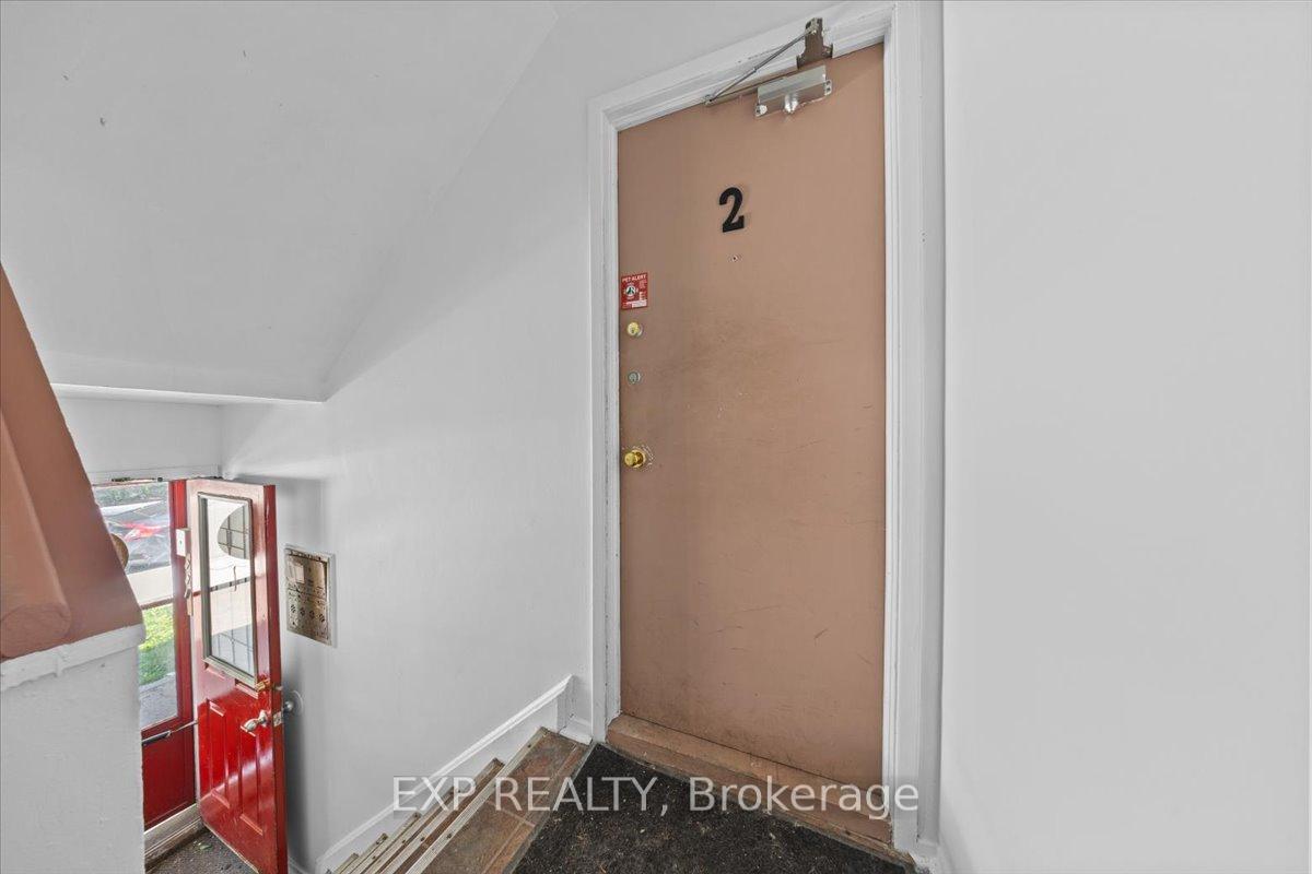 Photo 6 of 124 Lebrun Street, Ottawa, Vanier — HOMEH