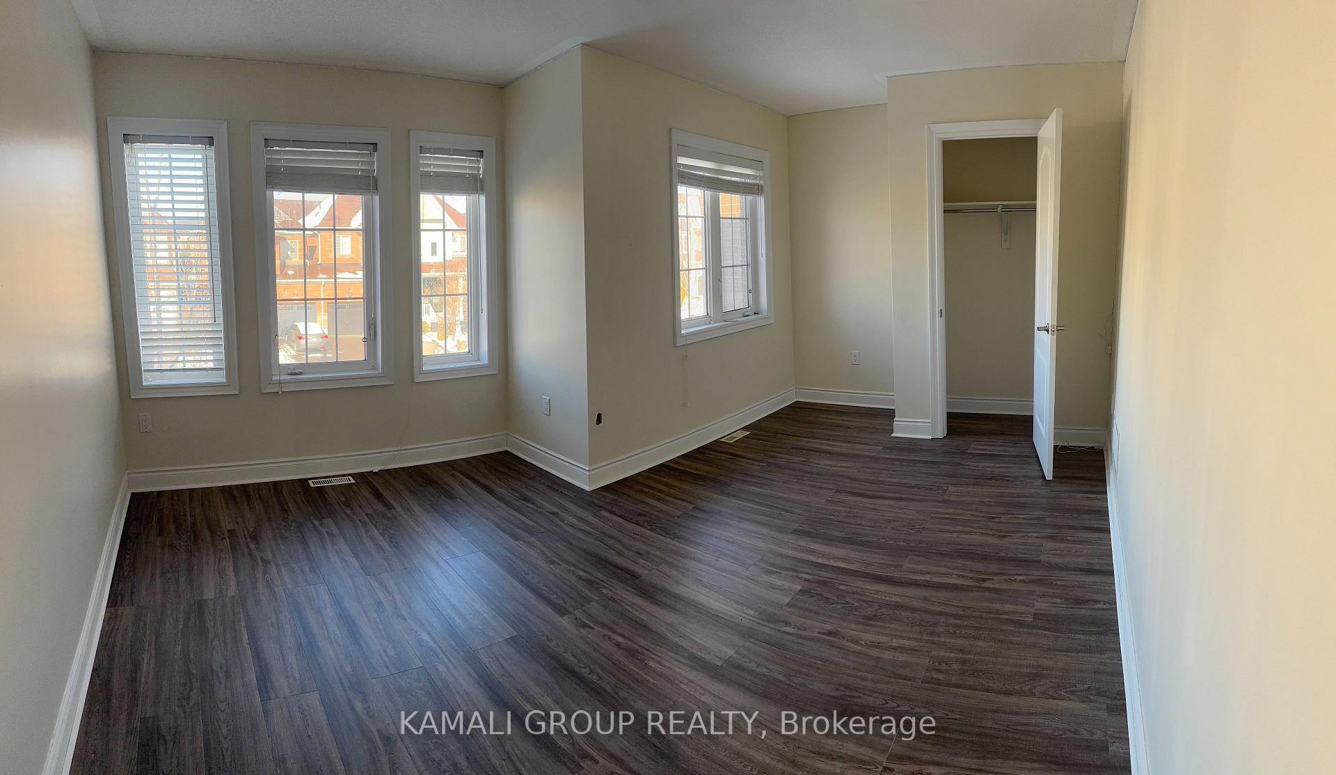 Photo 10 of 135 Lindbergh Drive, Vaughan, Vellore Village — HOMEH