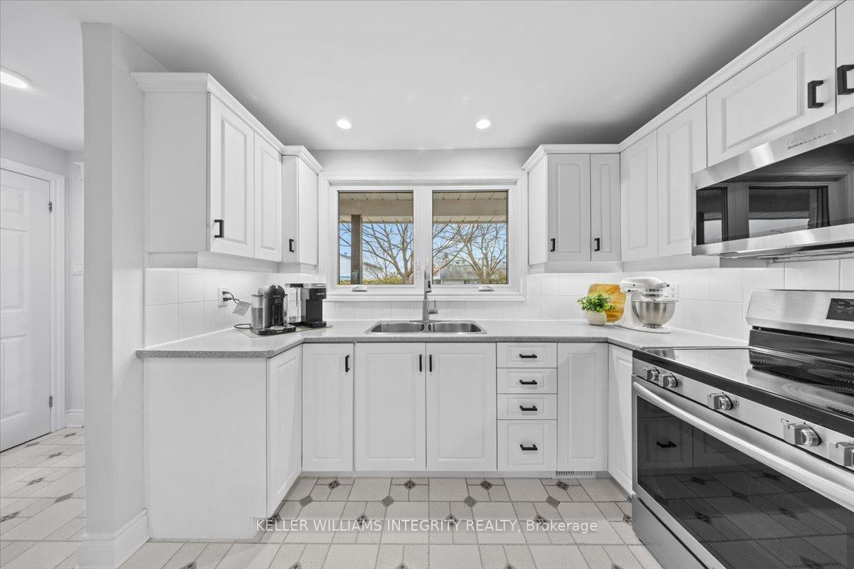 Photo 8 of 1143 Elmlea Drive, Ottawa, Beacon Hill South — HOMEH