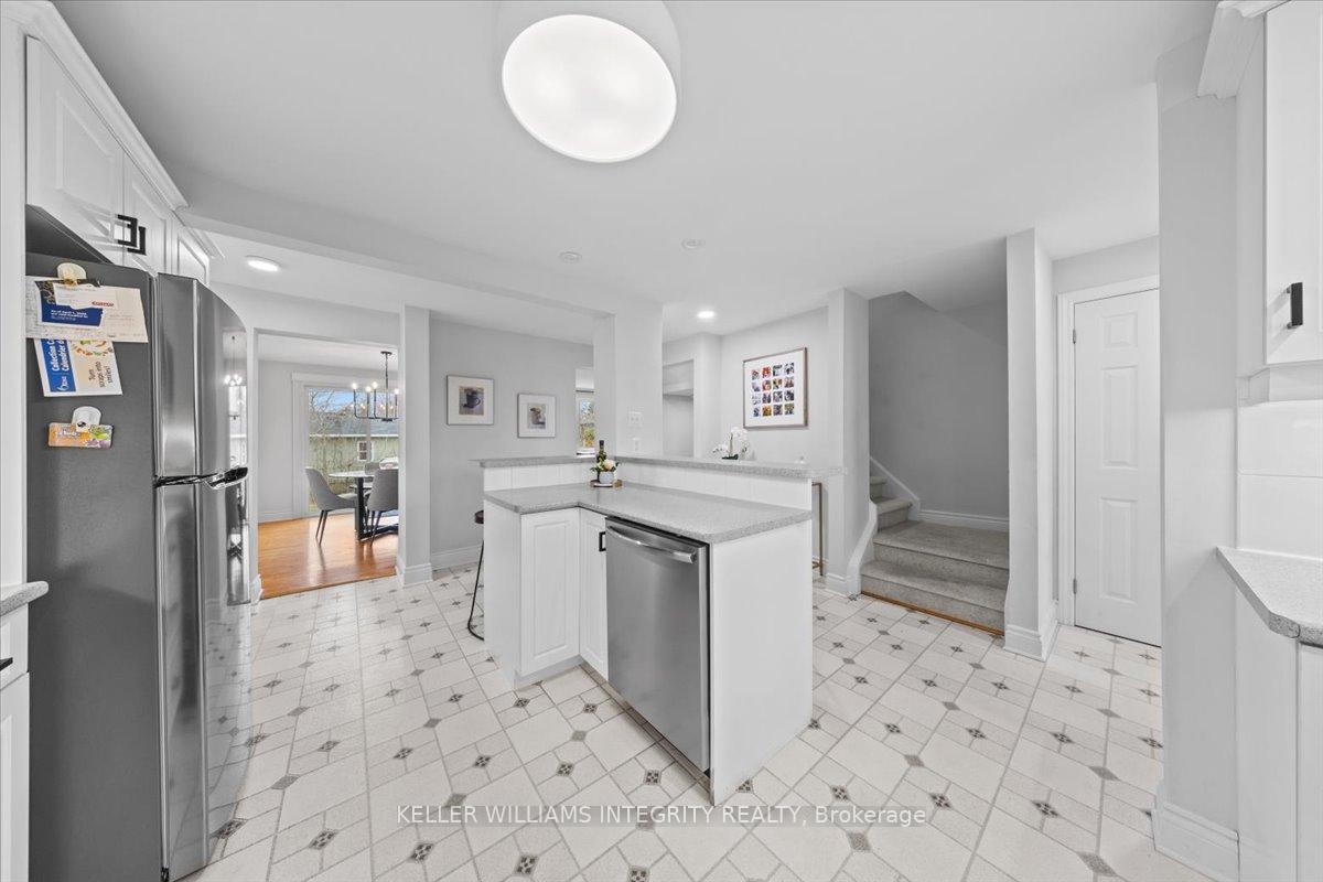 Photo 9 of 1143 Elmlea Drive, Ottawa, Beacon Hill South — HOMEH
