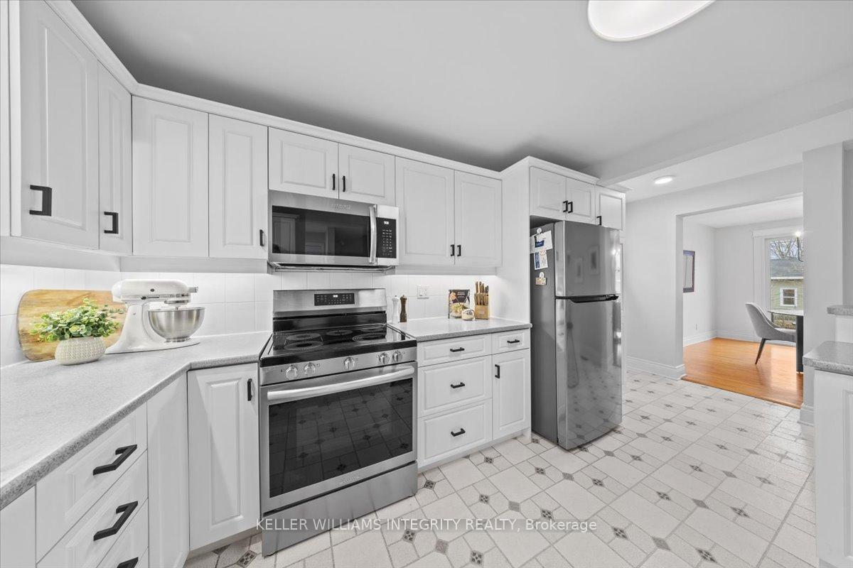 Photo 10 of 1143 Elmlea Drive, Ottawa, Beacon Hill South — HOMEH