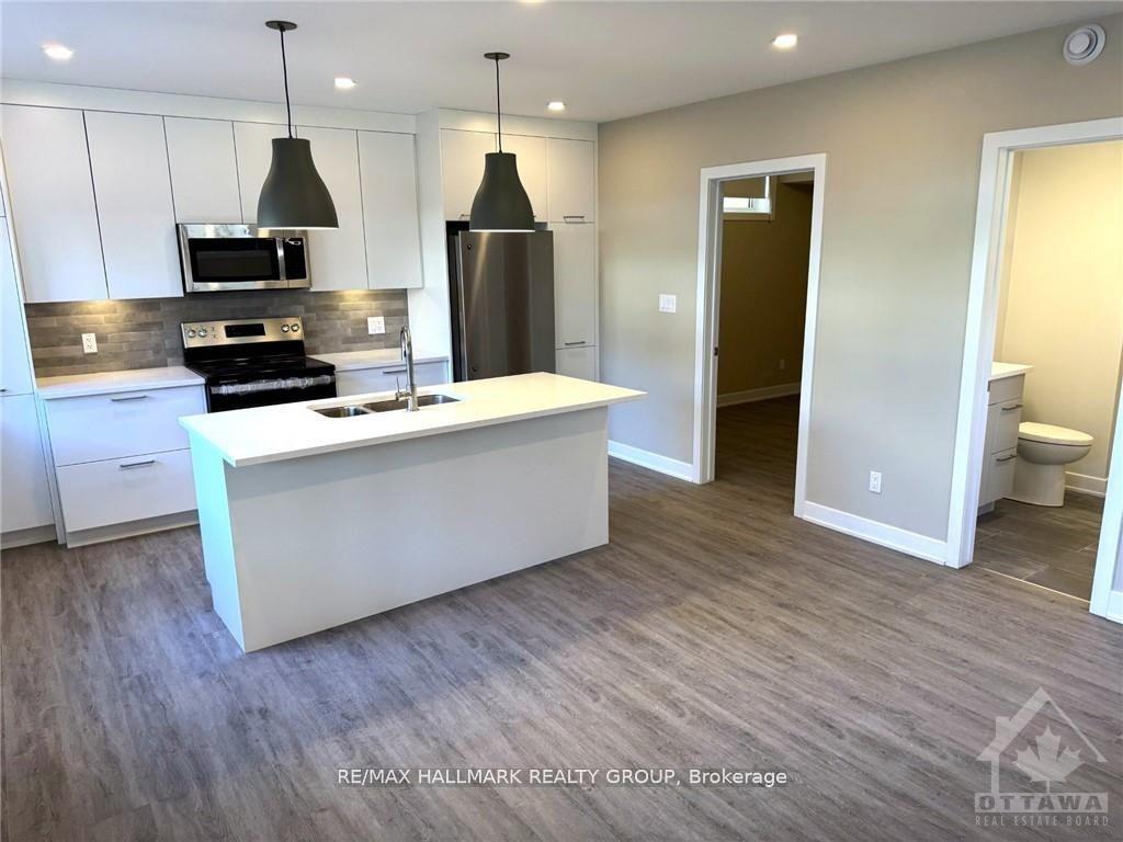 Photo 6 of Unit B, 314 Mona Avenue, Ottawa, Vanier — HOMEH
