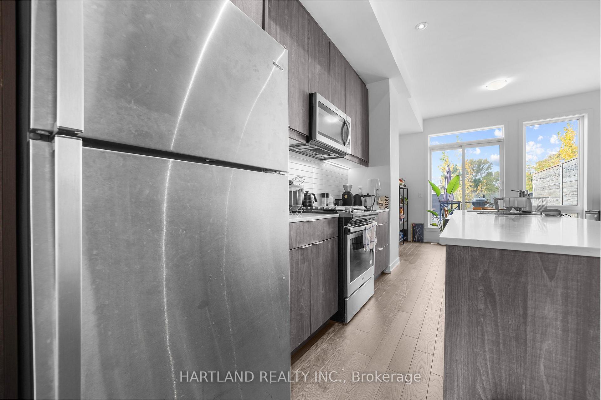 Photo 5 of 32 Perth Avenue, Toronto, Dufferin Grove — HOMEH