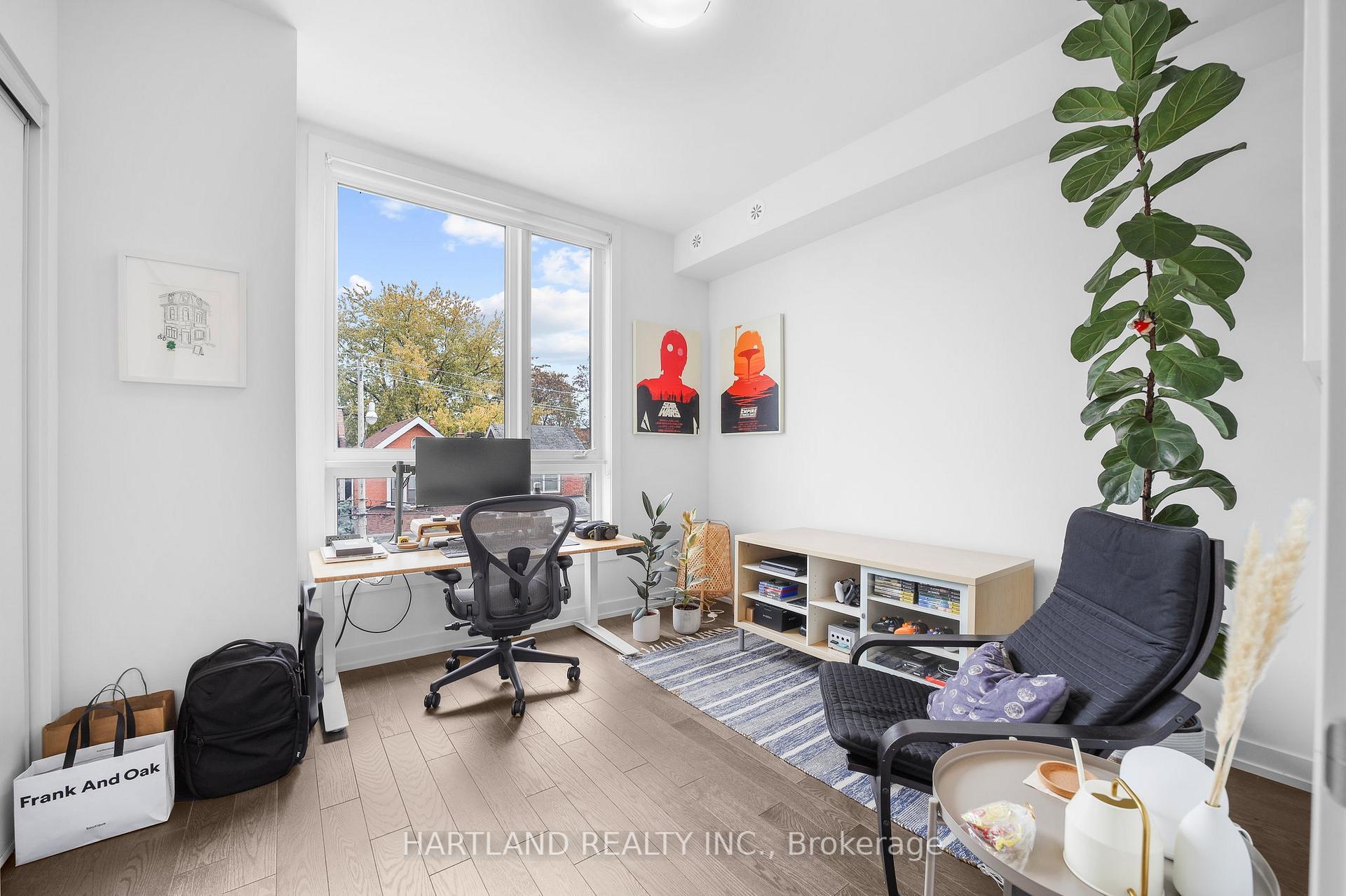 Photo 12 of 32 Perth Avenue, Toronto, Dufferin Grove — HOMEH