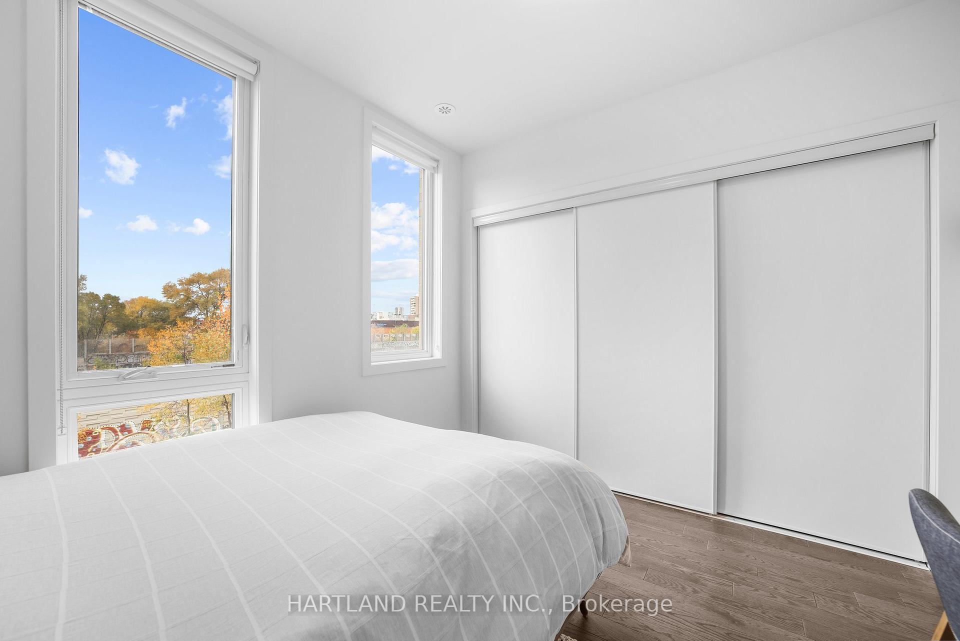 Photo 14 of 32 Perth Avenue, Toronto, Dufferin Grove — HOMEH