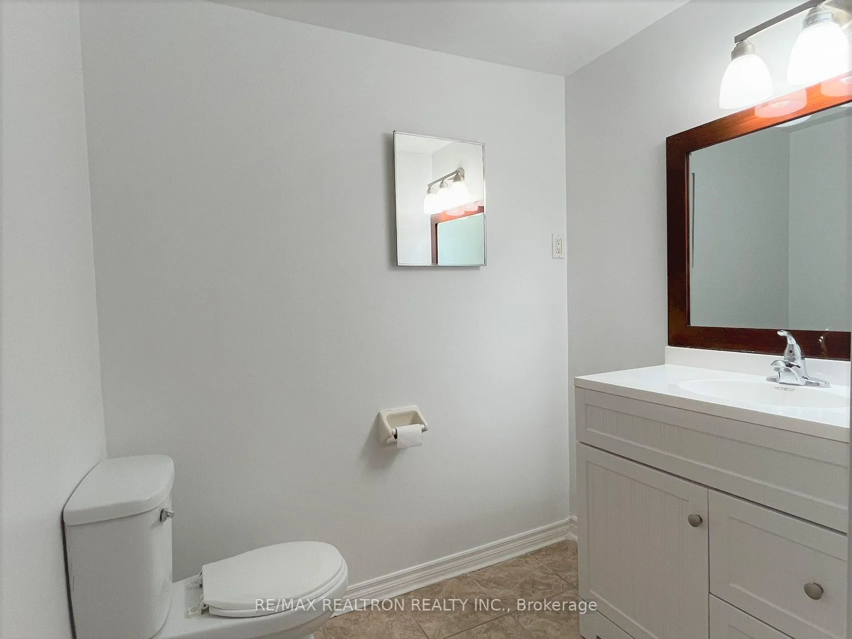 Photo 6 of Unit Lower, 50 Shelbourne Drive, Vaughan, Vellore Village — HOMEH