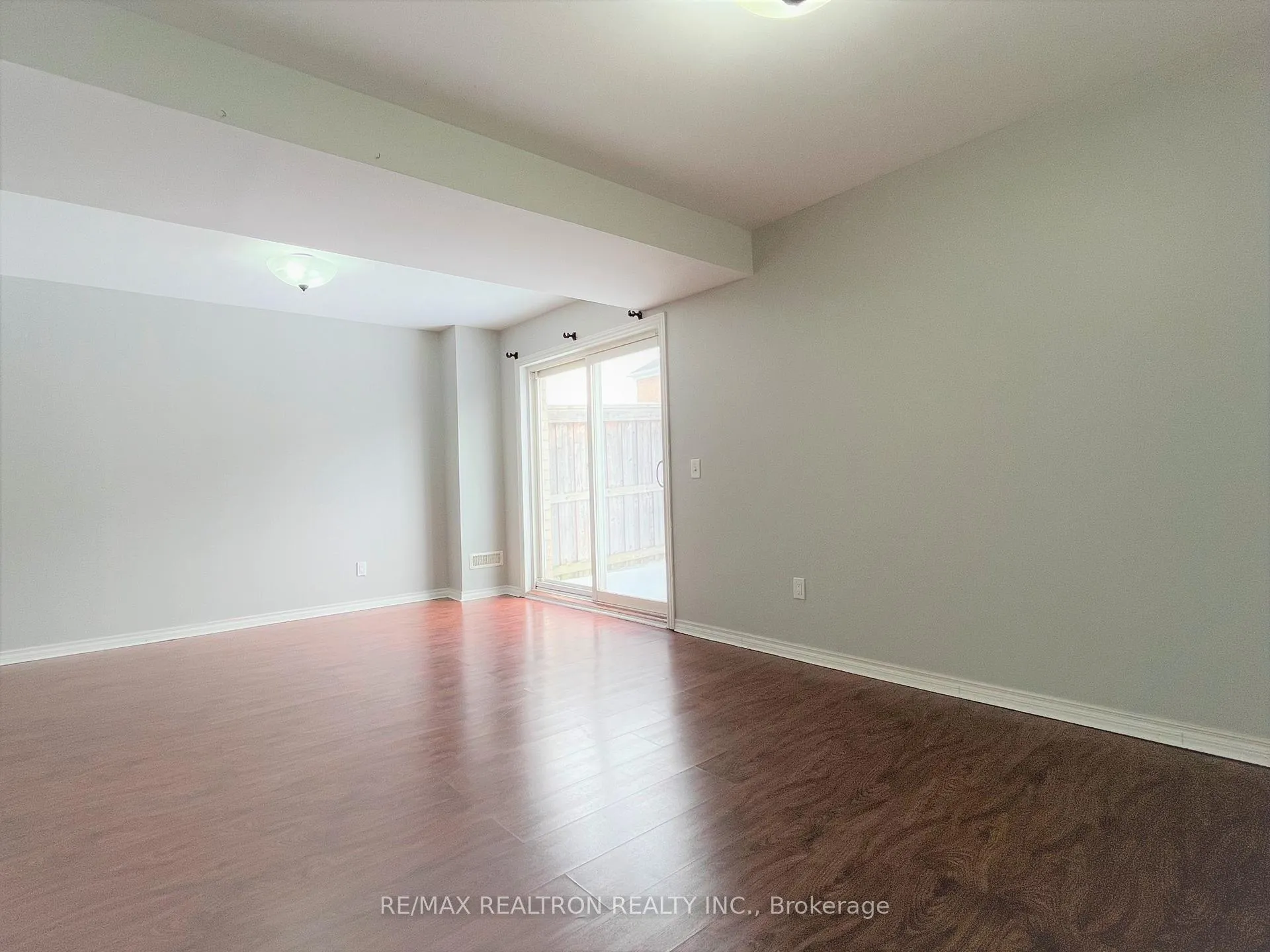 Photo 14 of Unit Lower, 50 Shelbourne Drive, Vaughan, Vellore Village — HOMEH