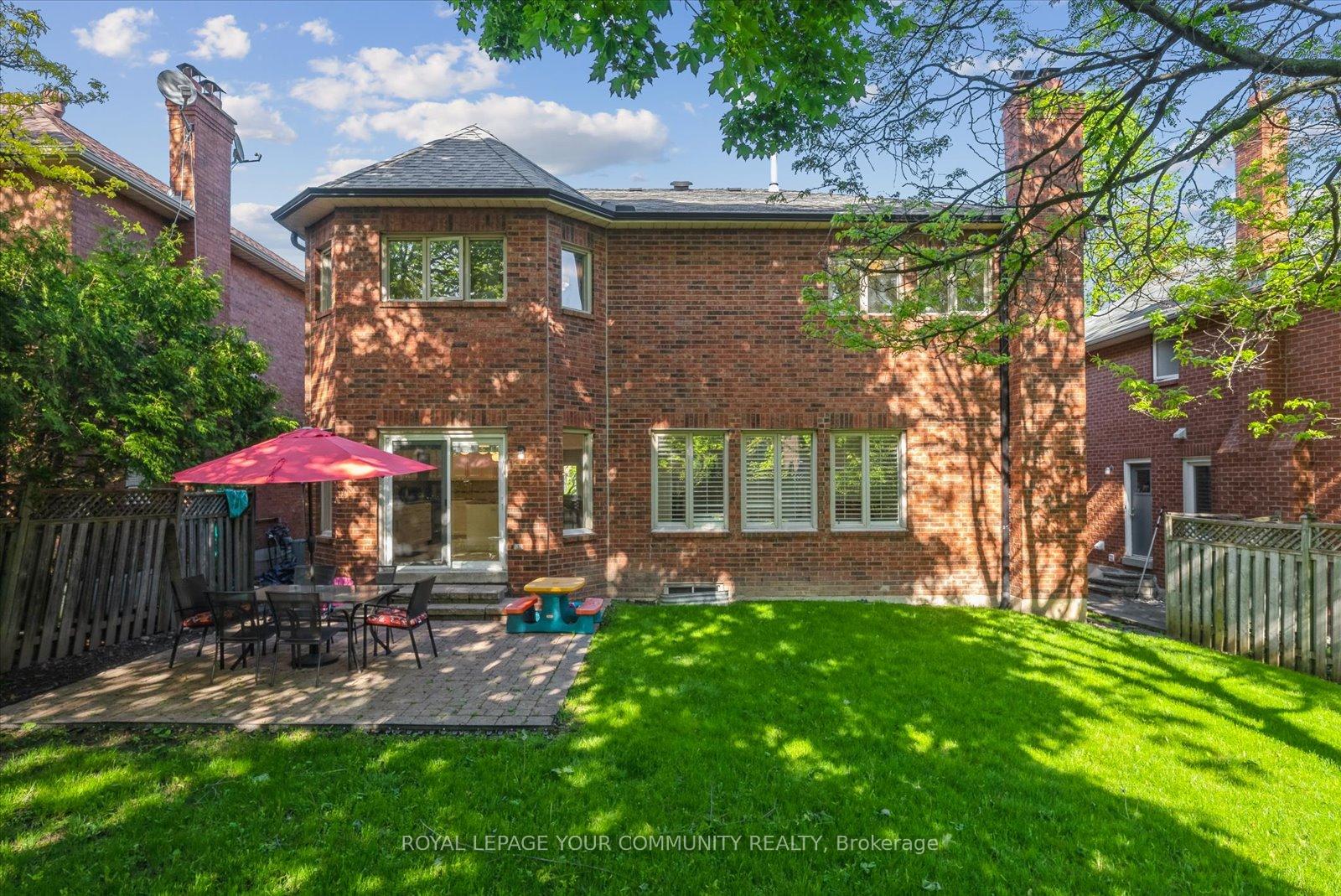 Photo 38 of 136 Markwood Lane, Vaughan, Crestwood-Springfarm-Yorkhill — HOMEH