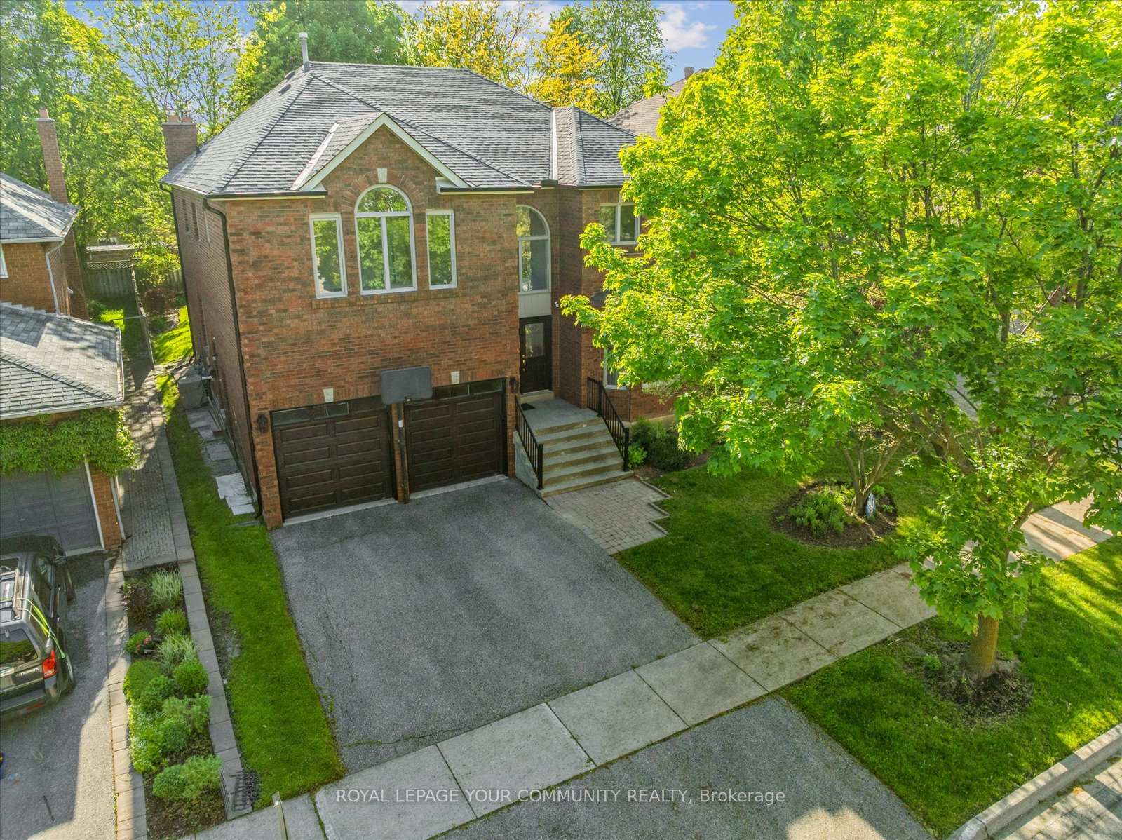 Photo 42 of 136 Markwood Lane, Vaughan, Crestwood-Springfarm-Yorkhill — HOMEH