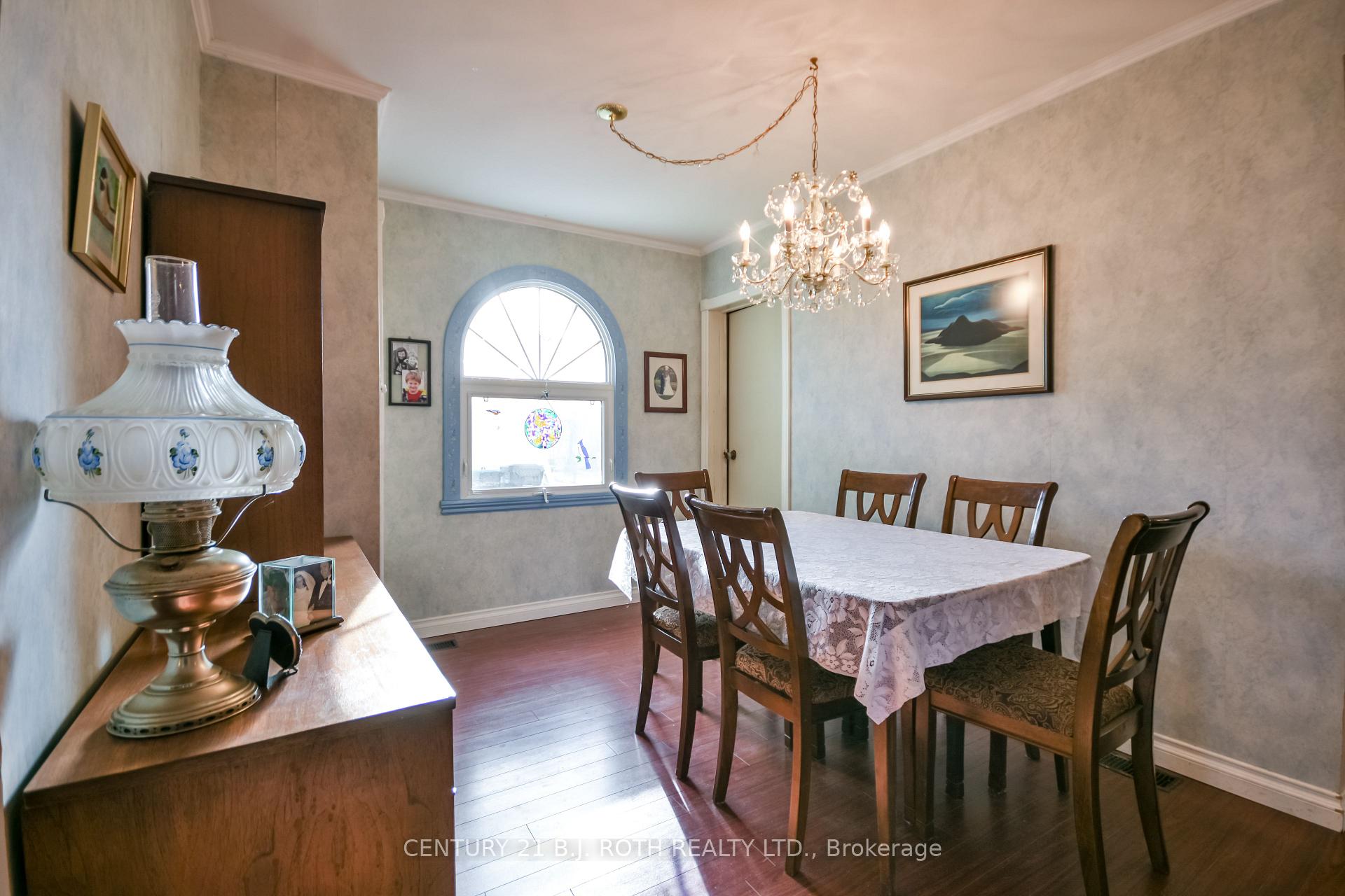 Photo 5 of 164 Cook Street, Barrie, Codrington — HOMEH
