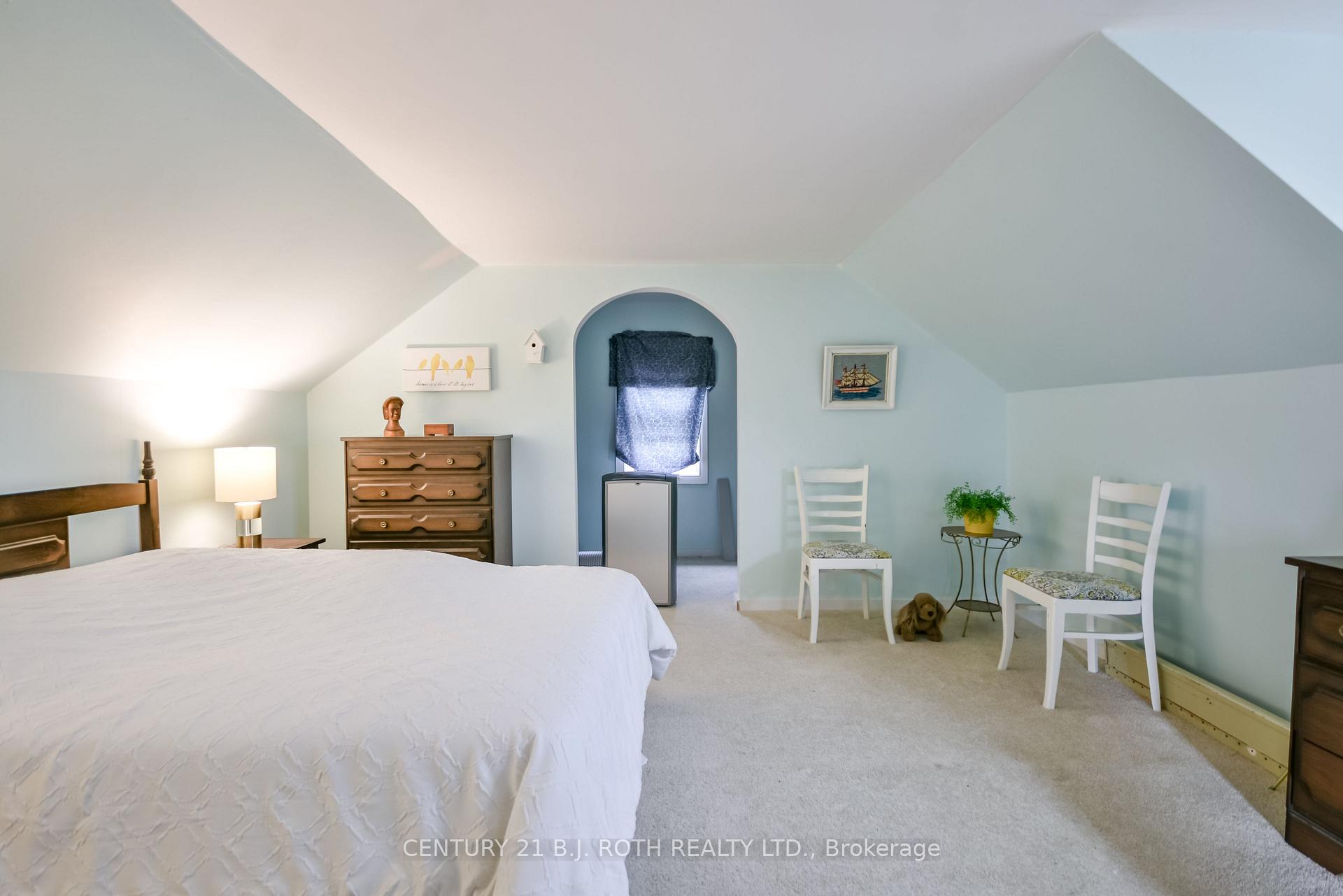 Photo 14 of 164 Cook Street, Barrie, Codrington — HOMEH