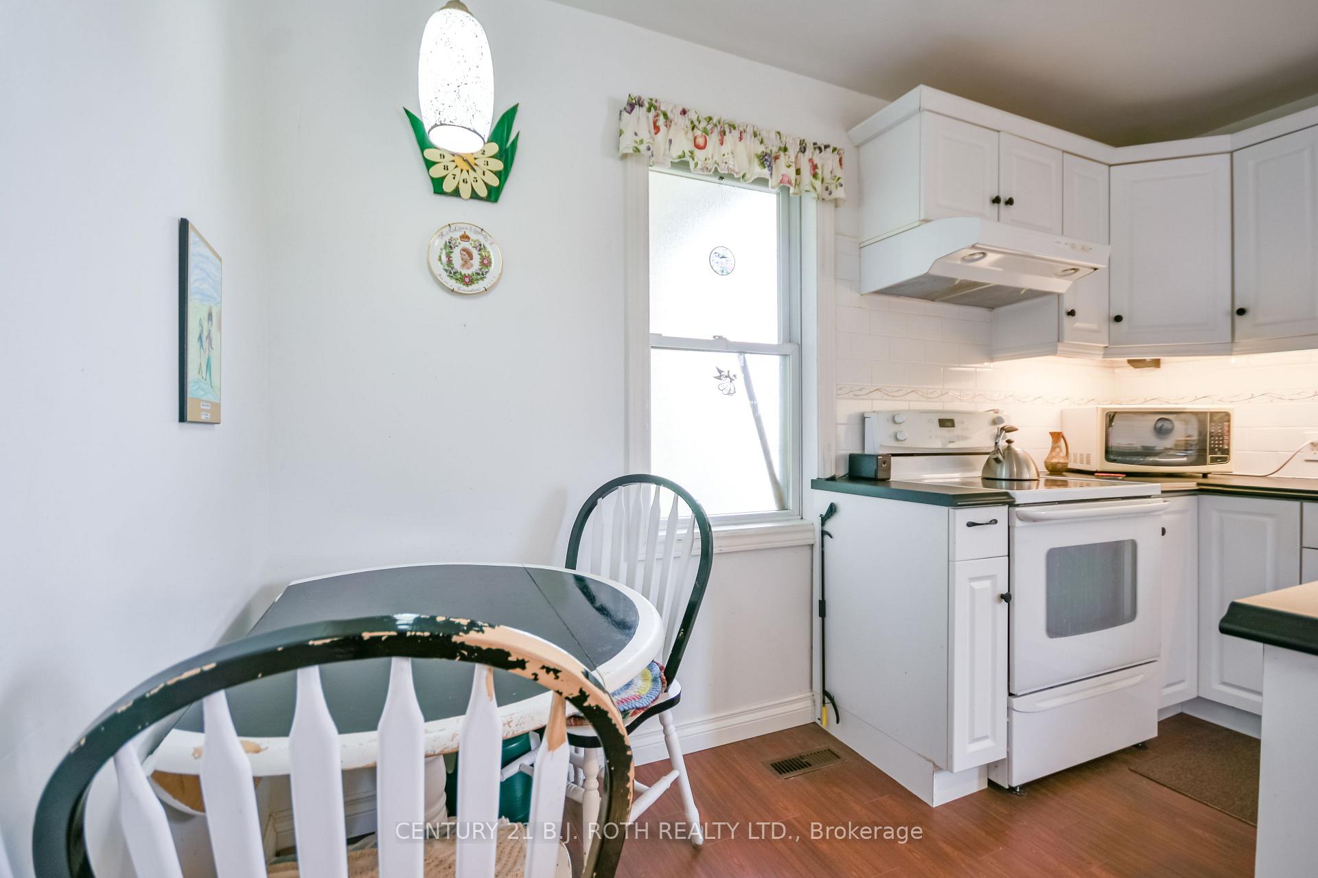 Photo 35 of 164 Cook Street, Barrie, Codrington — HOMEH