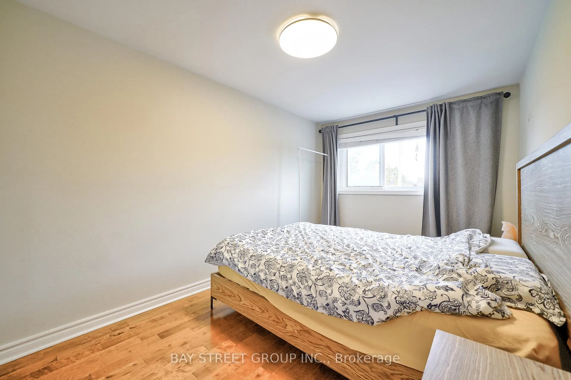 Photo 26 of 105 Patrice Crescent, Vaughan, Crestwood-Springfarm-Yorkhill — HOMEH