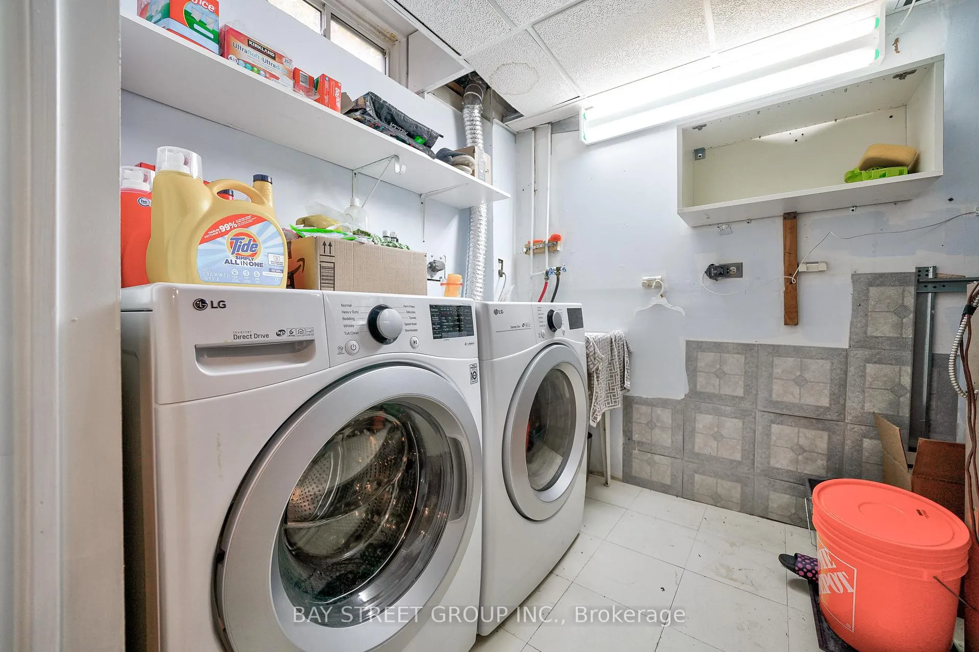 Photo 32 of 105 Patrice Crescent, Vaughan, Crestwood-Springfarm-Yorkhill — HOMEH