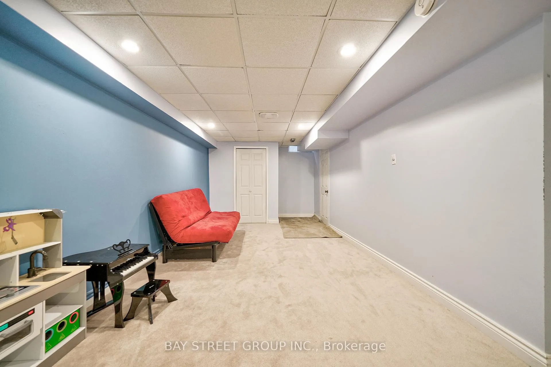 Photo 38 of 105 Patrice Crescent, Vaughan, Crestwood-Springfarm-Yorkhill — HOMEH
