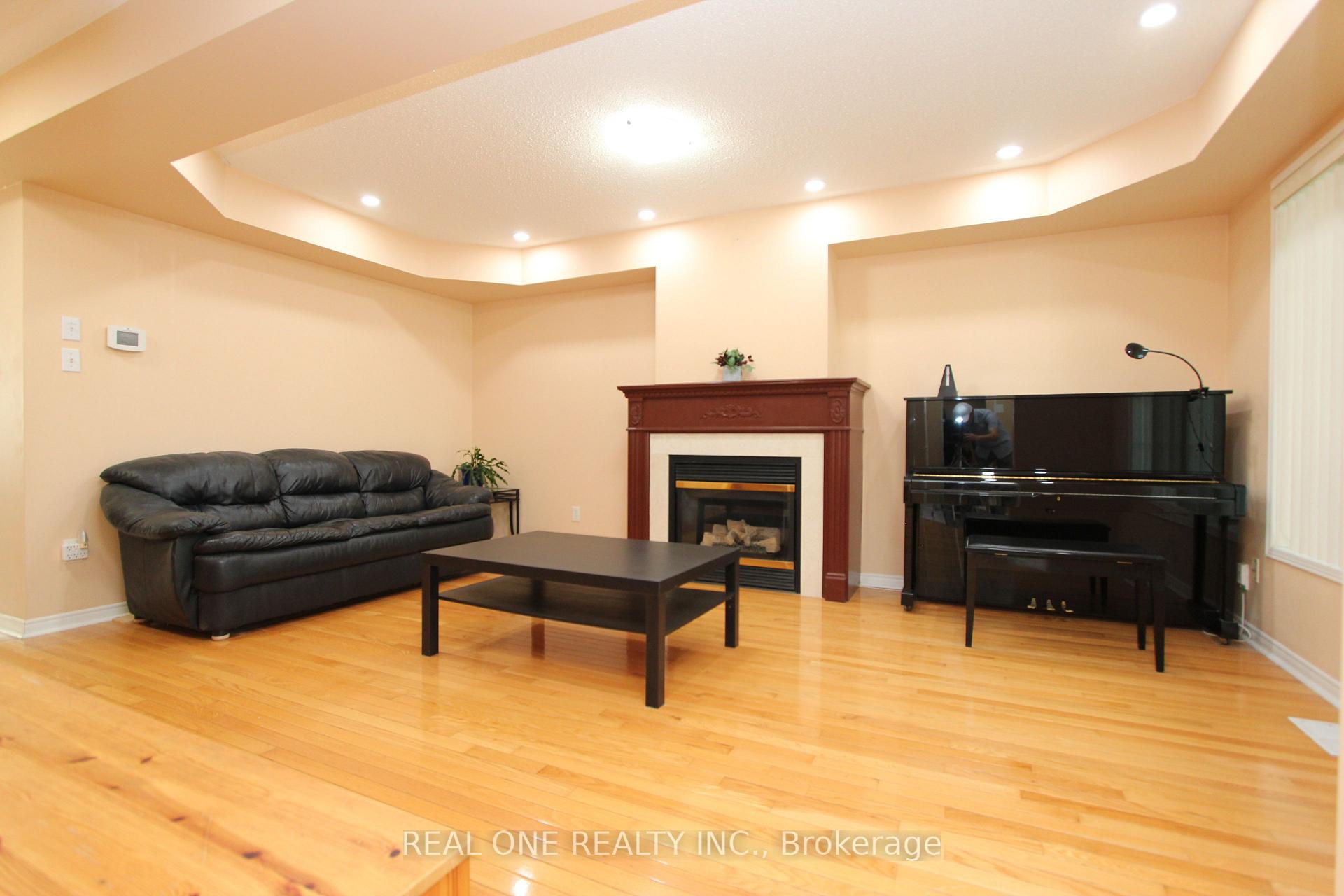 Photo 5 of 51 Forest Run Boulevard, Vaughan, Patterson — HOMEH