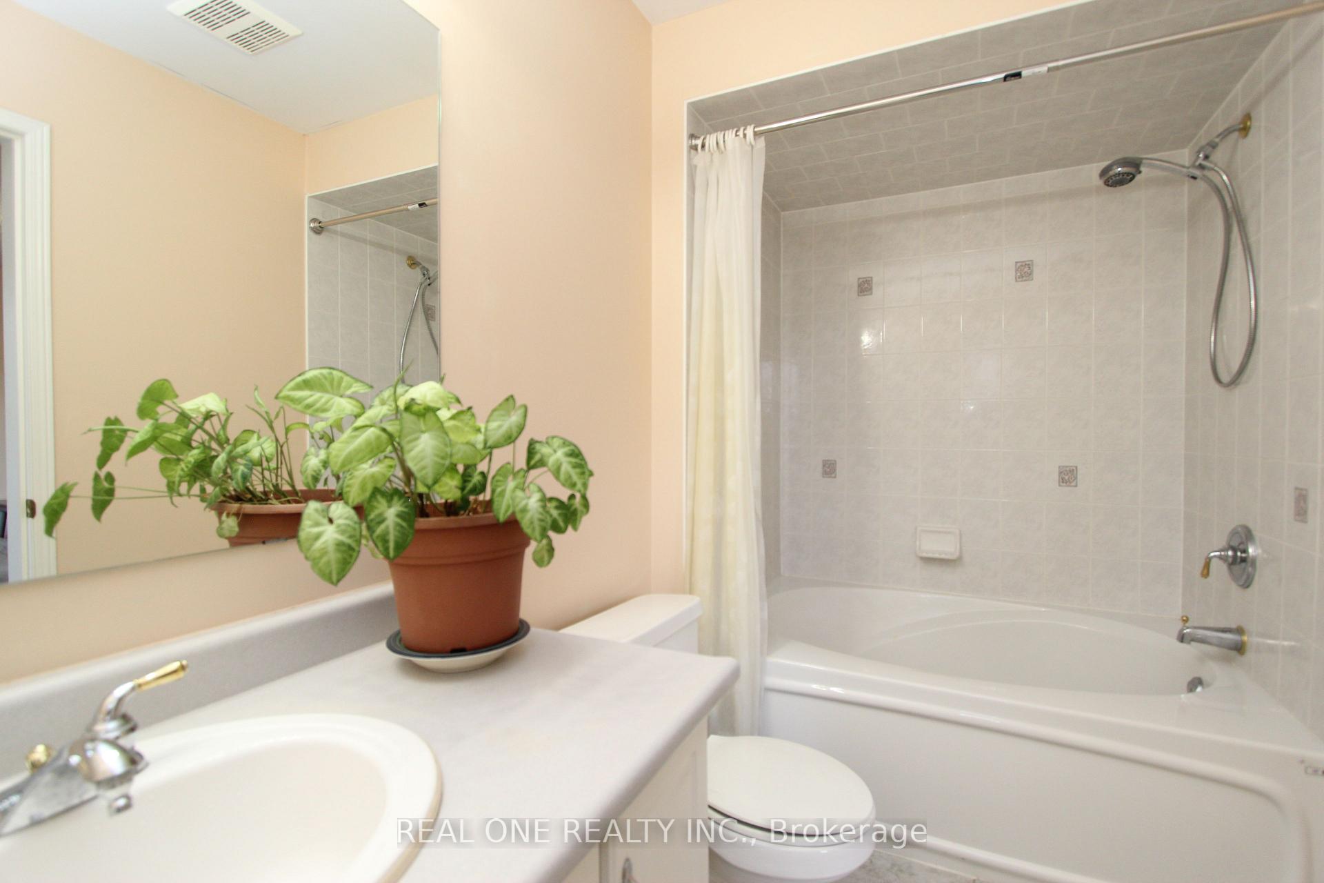 Photo 15 of 51 Forest Run Boulevard, Vaughan, Patterson — HOMEH