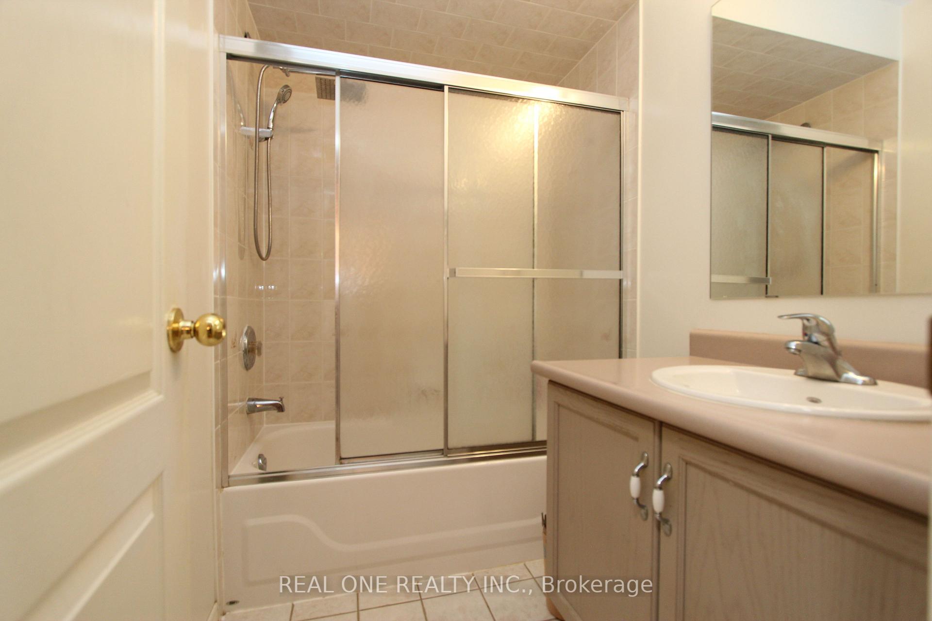 Photo 20 of 51 Forest Run Boulevard, Vaughan, Patterson — HOMEH