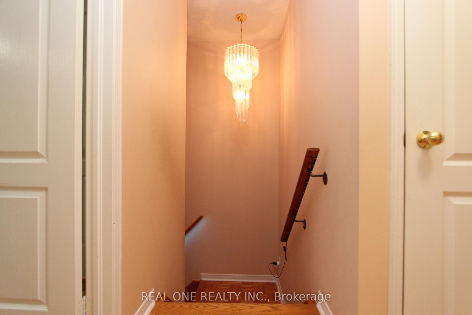 Photo 21 of 51 Forest Run Boulevard, Vaughan, Patterson — HOMEH