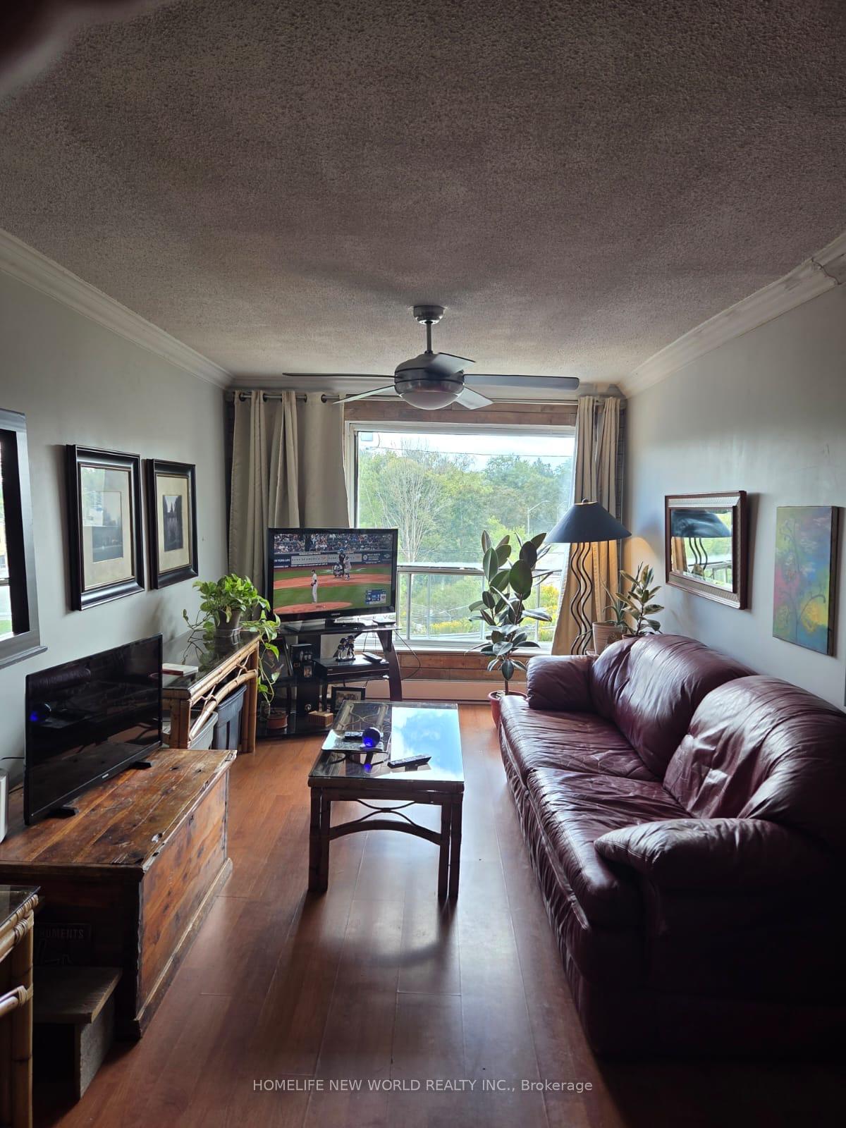 Photo 1 of Unit 8, 42 Brock Street W, Uxbridge — HOMEH