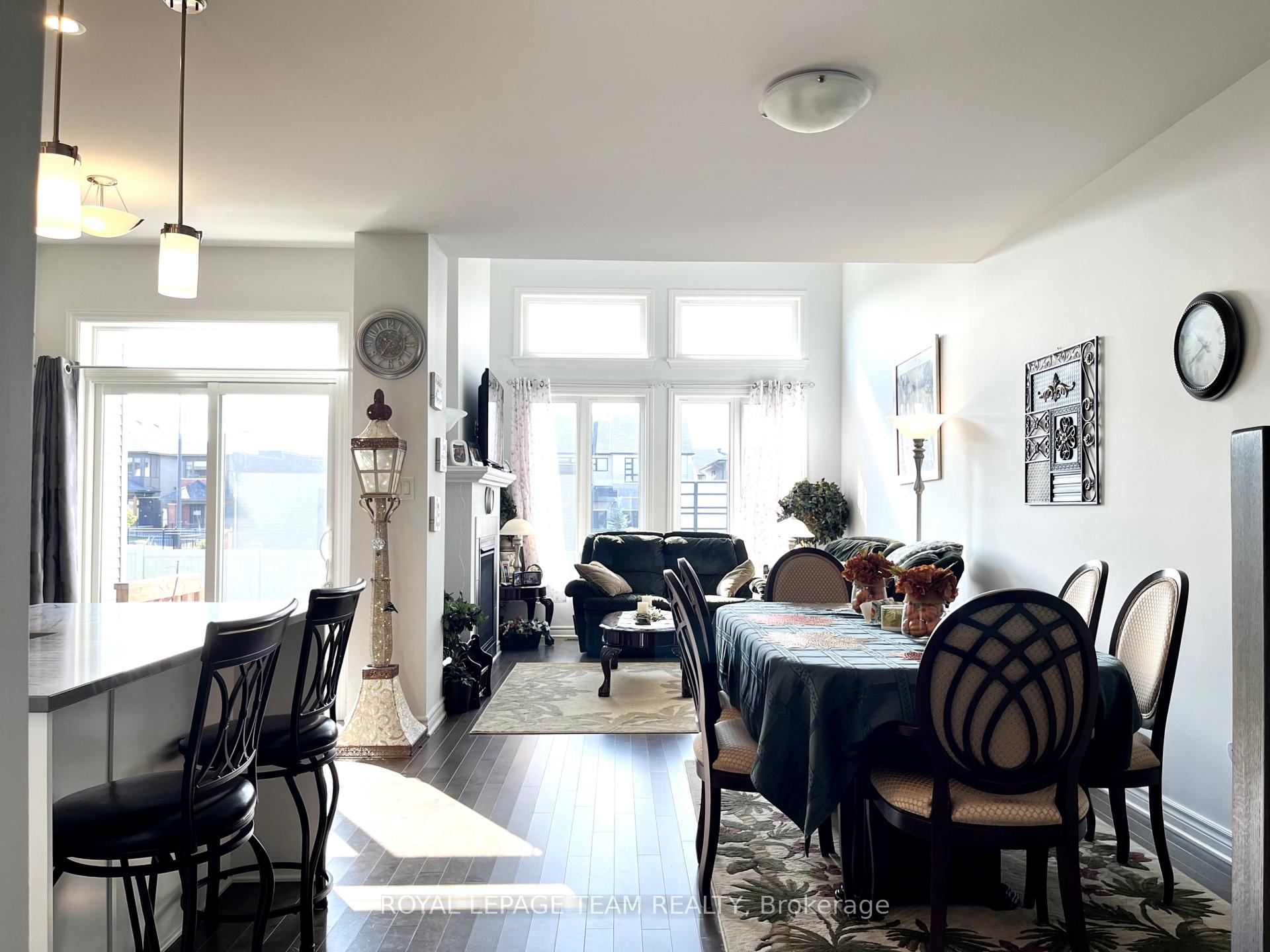 Photo 5 of 623 Capricorn Circle, Ottawa, Riverside South/Gloucester Glen — HOMEH