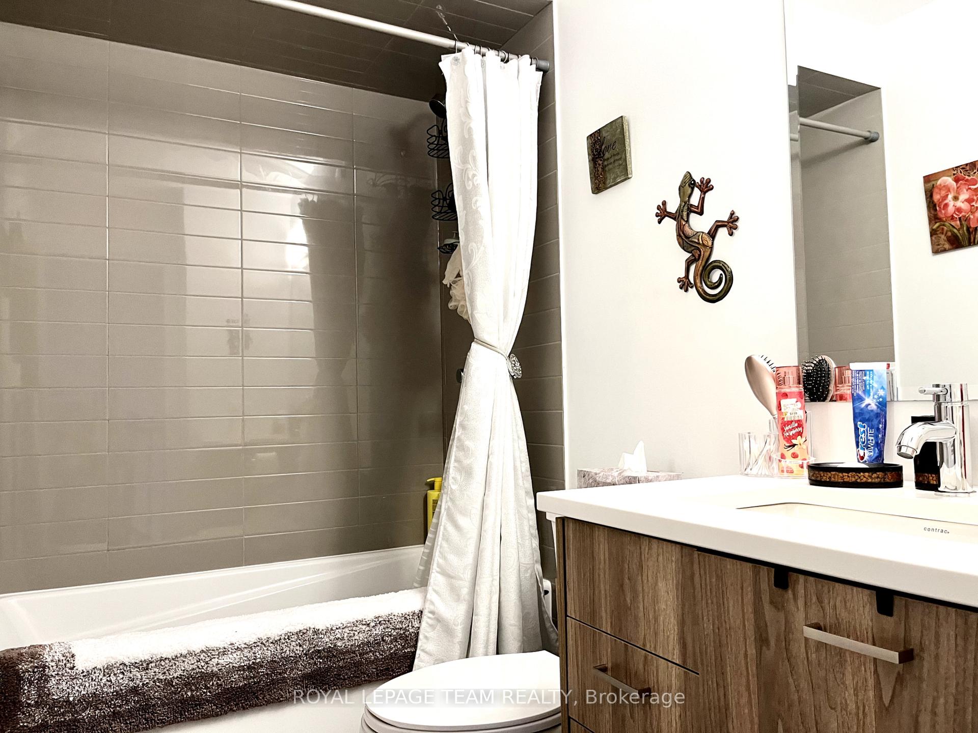 Photo 18 of 623 Capricorn Circle, Ottawa, Riverside South/Gloucester Glen — HOMEH