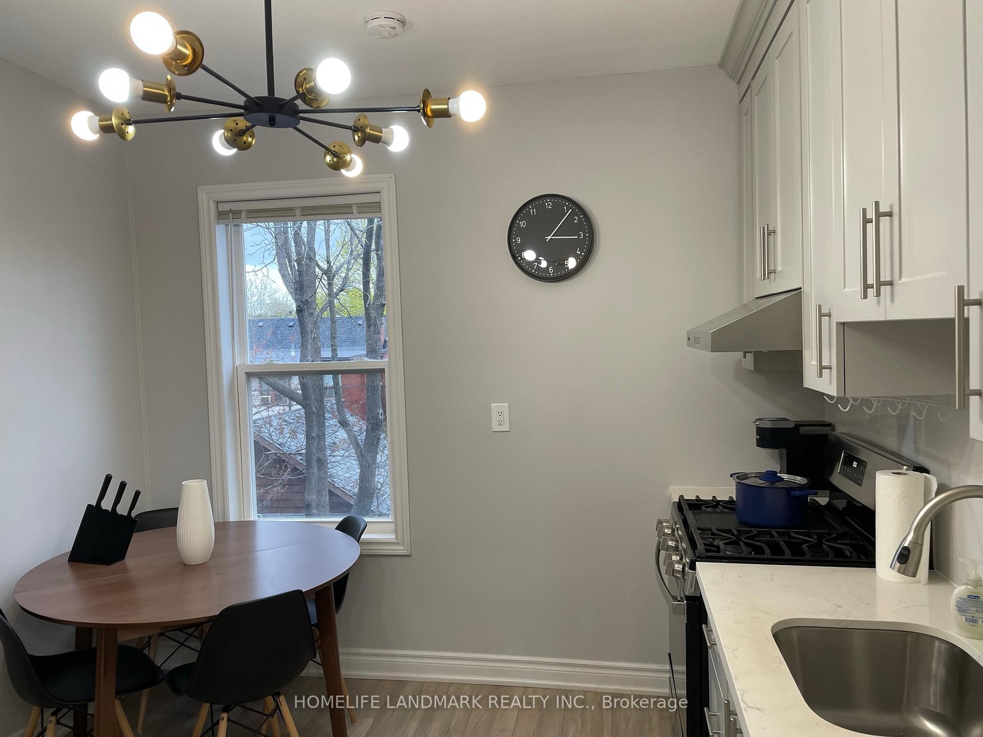 Photo 10 of 465 Shaw Street, Toronto, Palmerston-Little Italy — HOMEH
