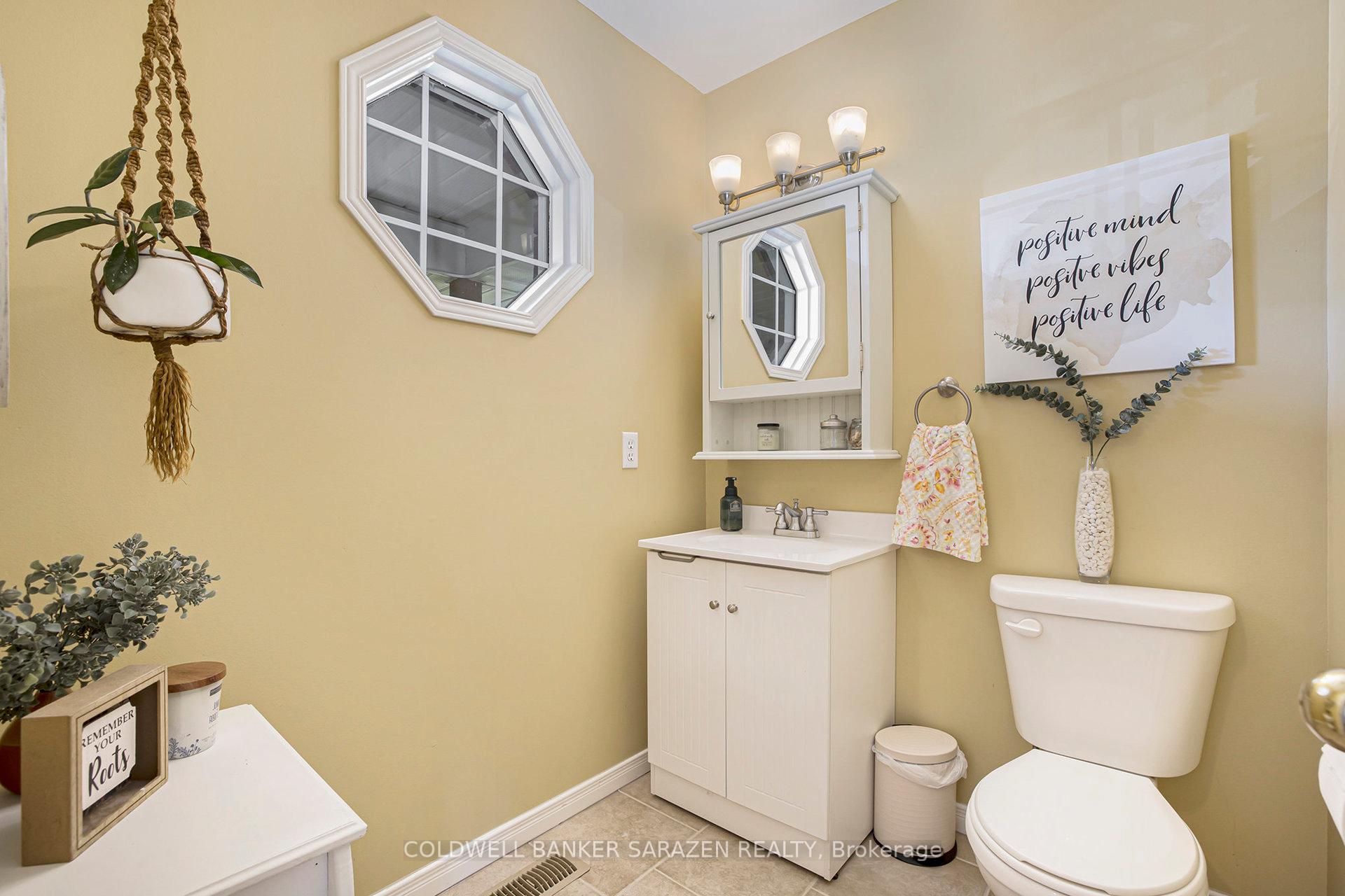 Photo 10 of 10 Fairview Crescent, Arnprior — HOMEH
